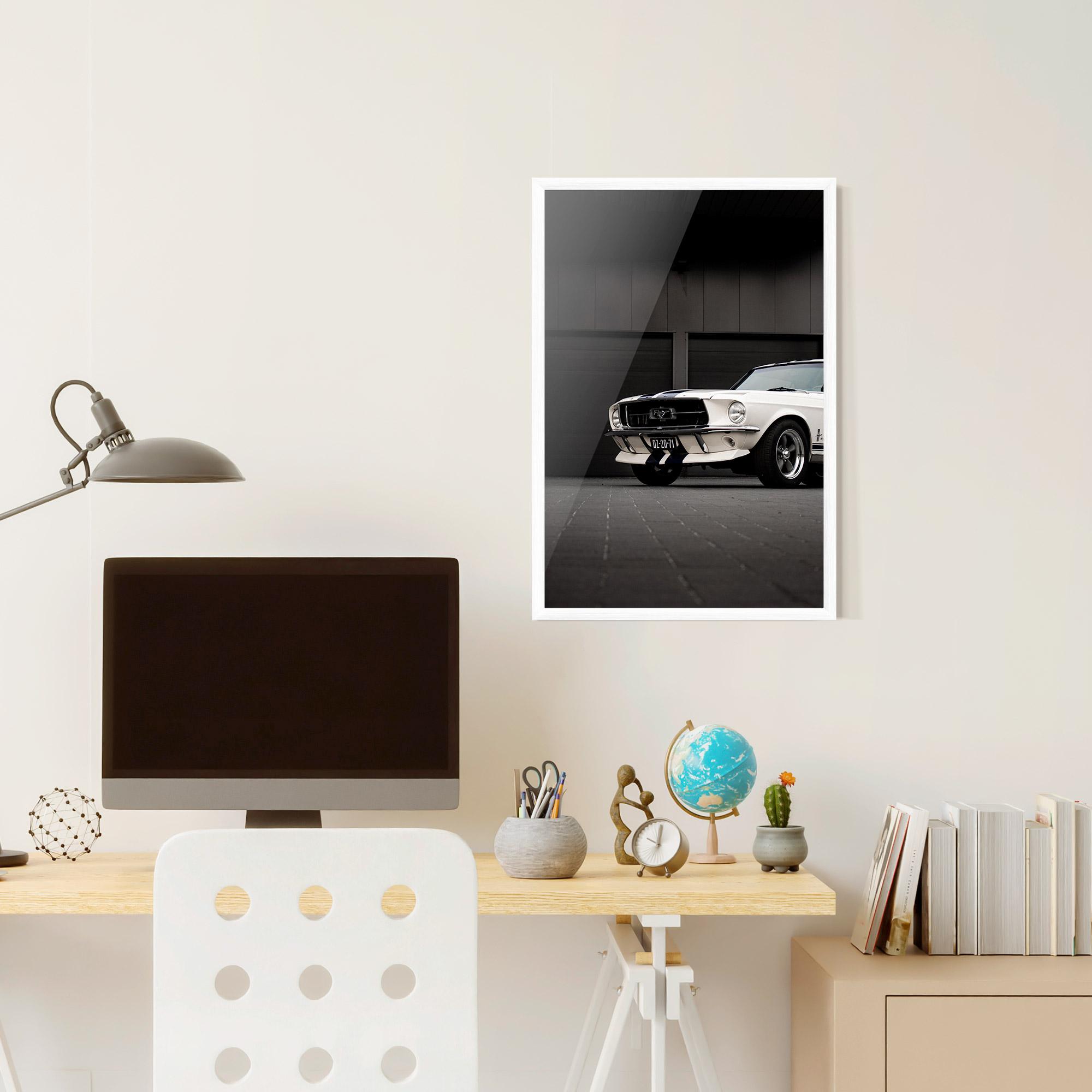 Poster Înrămat White Vintage Car mockup 6