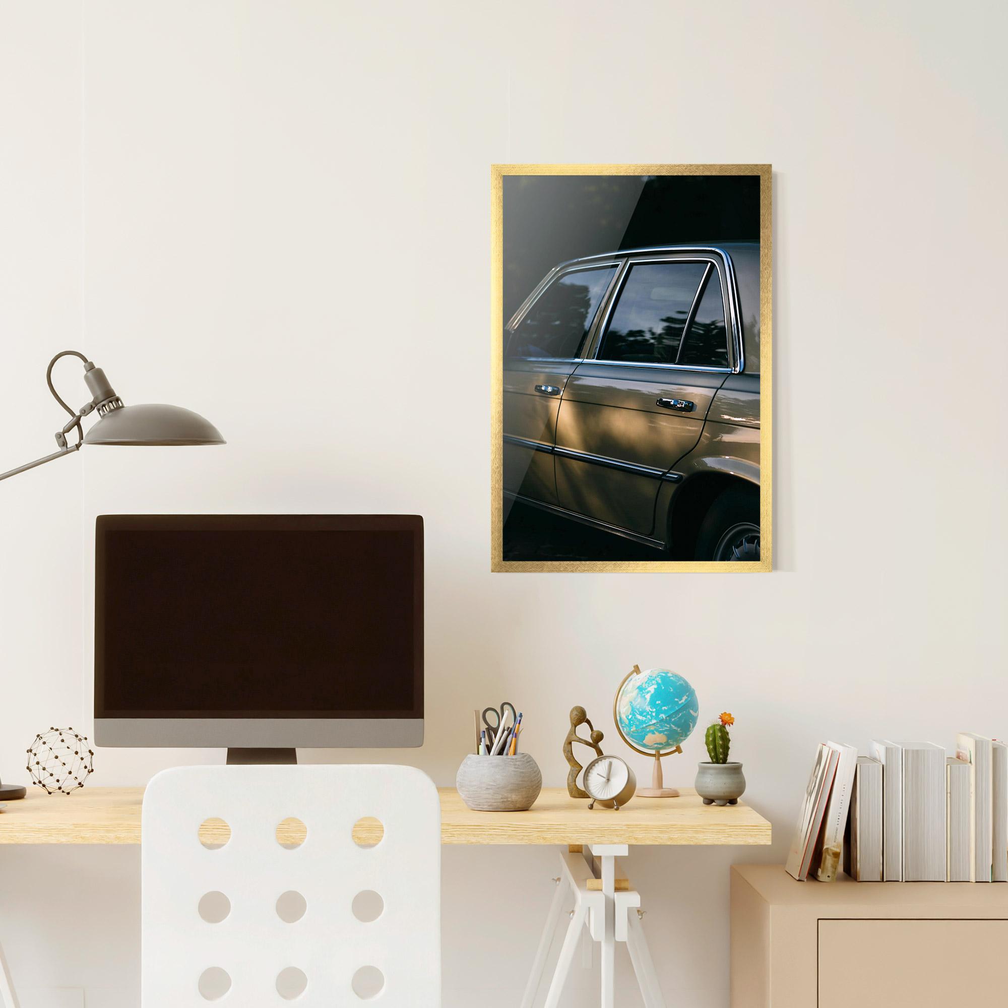 Poster Înrămat Cream Old Car mockup 6