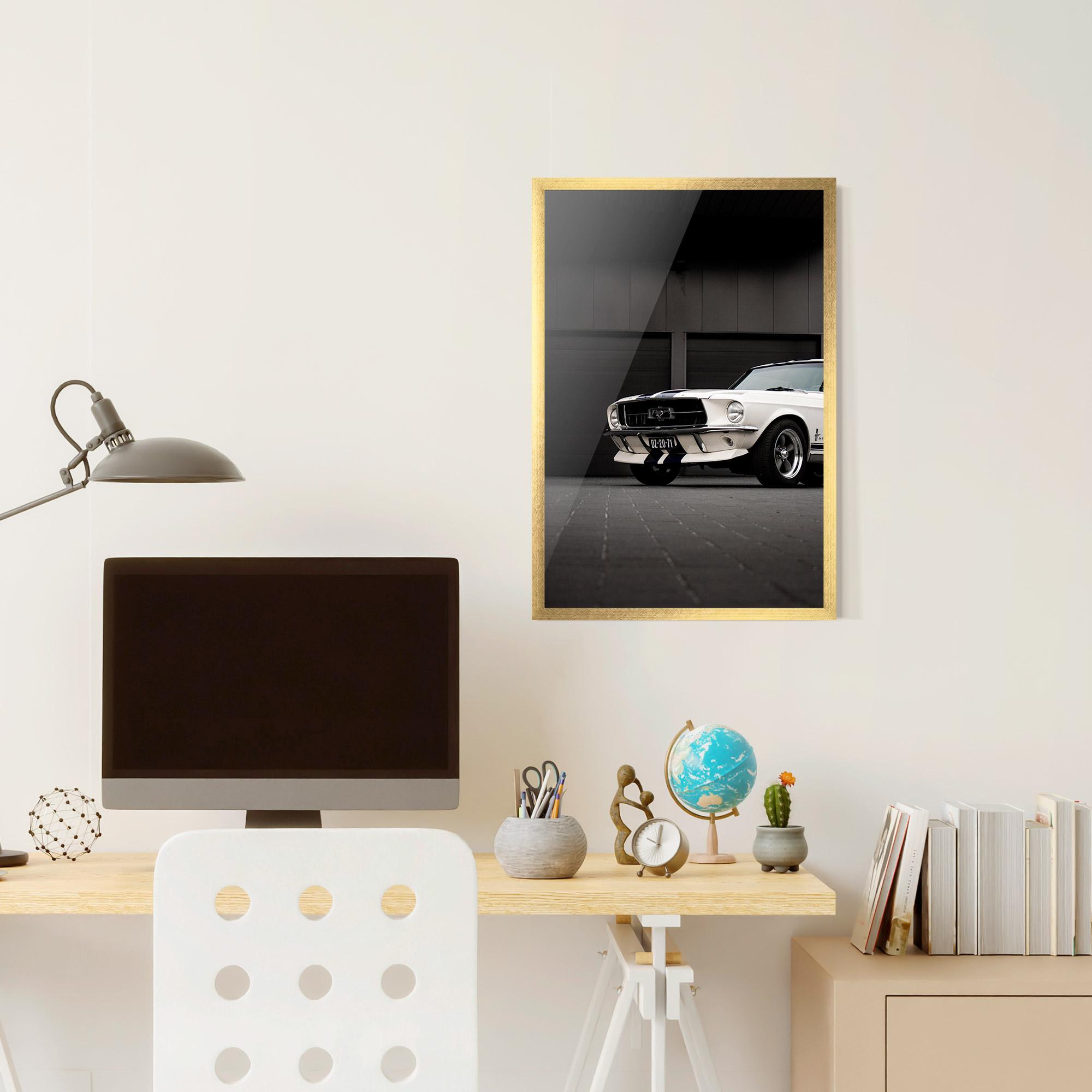 Poster Înrămat White Vintage Car mockup 6