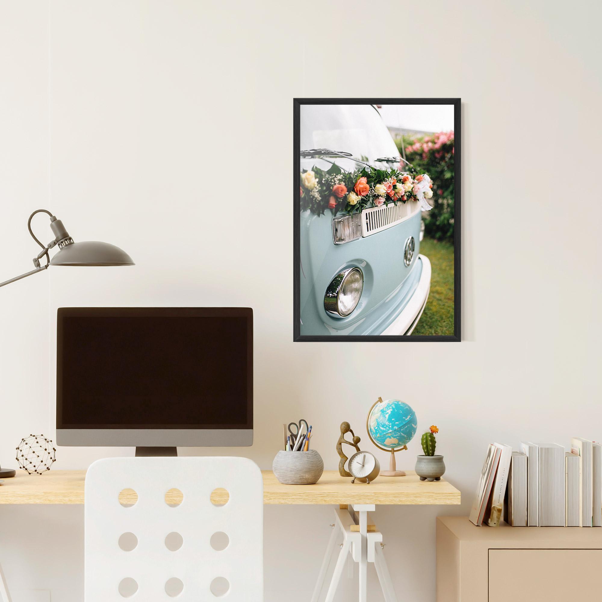 Poster Înrămat Vintage Rose Van mockup 6