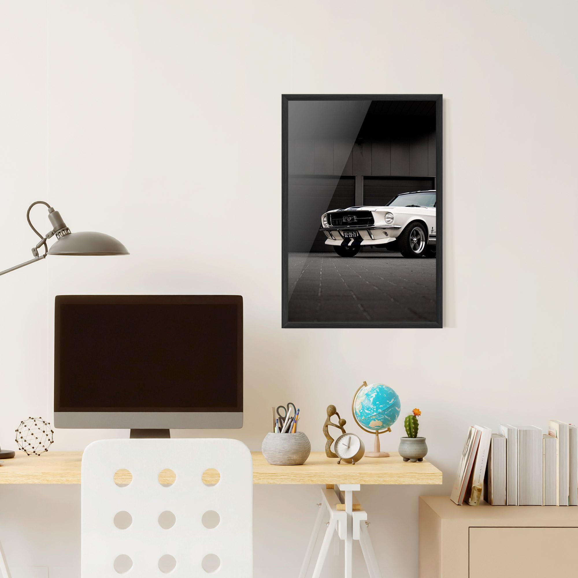 Poster Înrămat White Vintage Car mockup 6