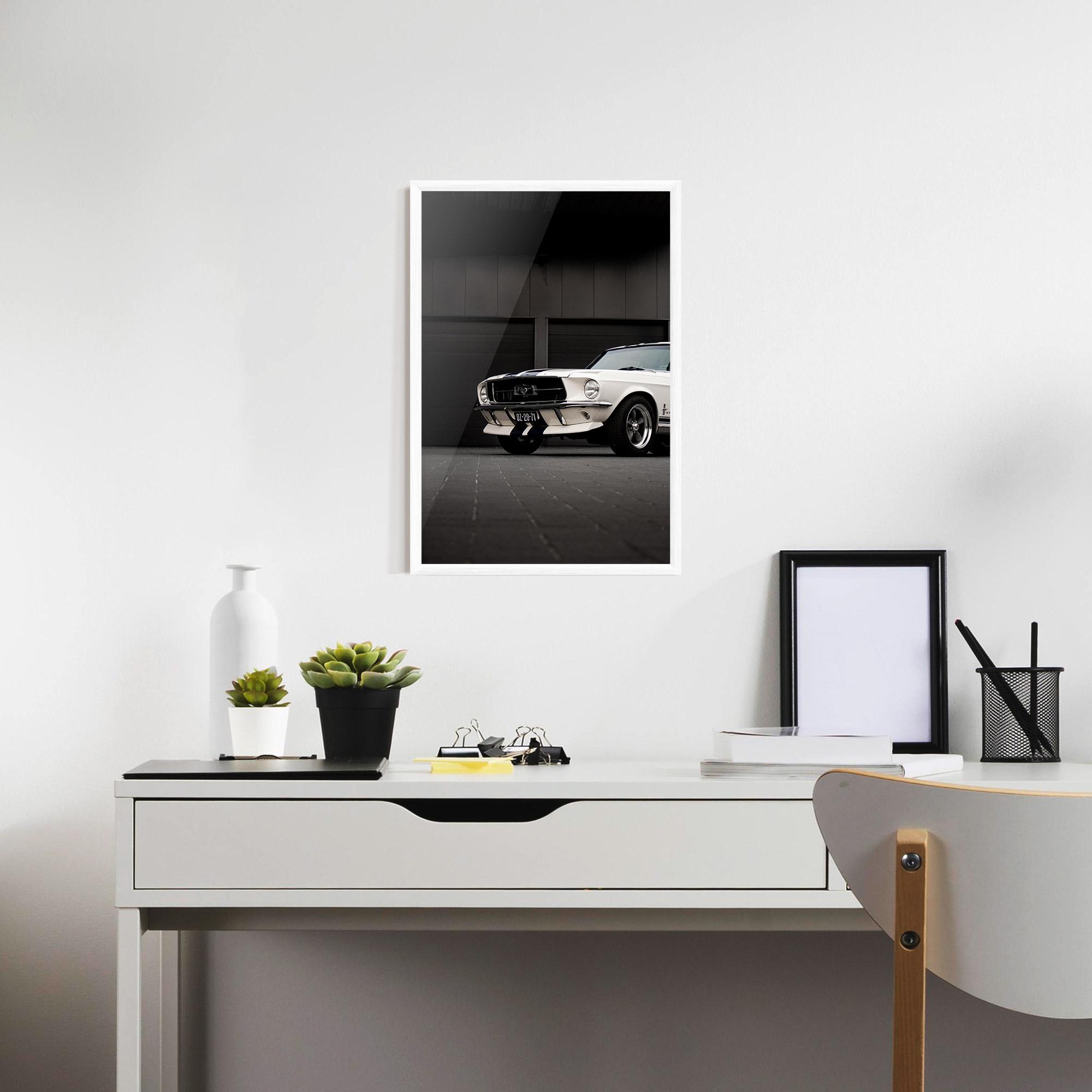 Poster Înrămat White Vintage Car mockup 7