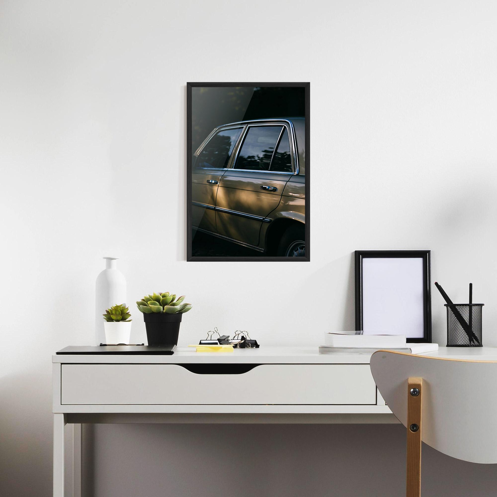 Poster Înrămat Cream Old Car mockup 7