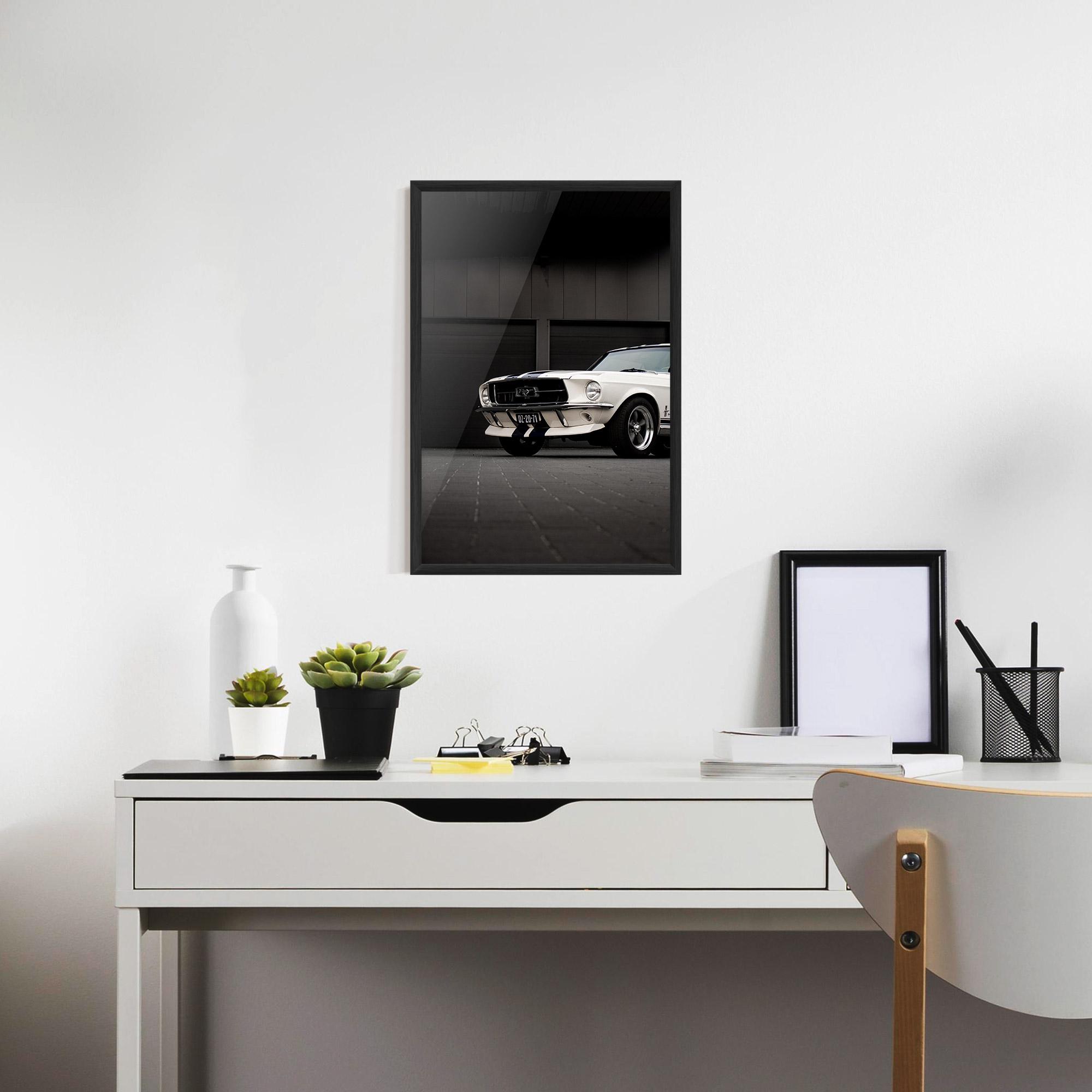 Poster Înrămat White Vintage Car mockup 7