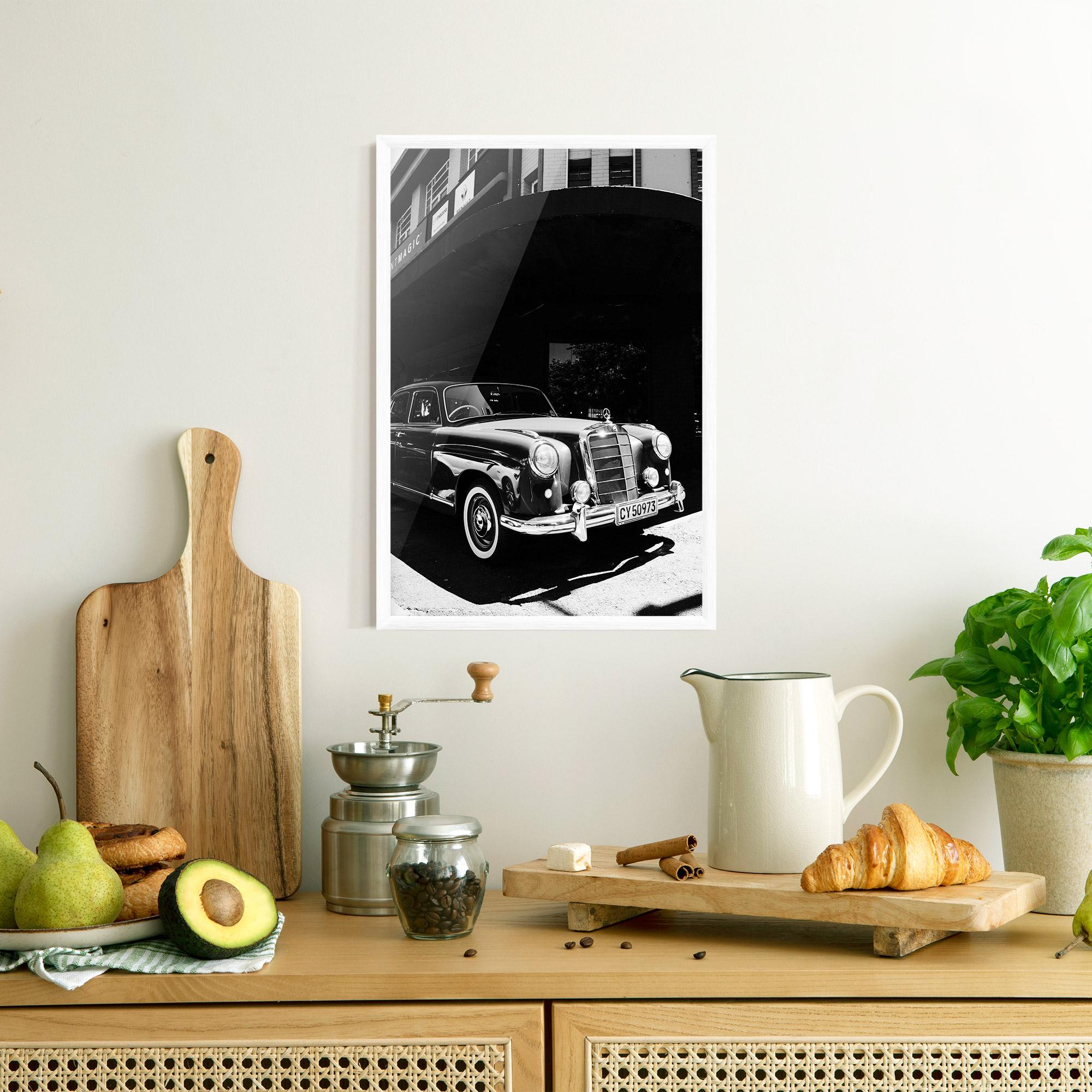 Poster Înrămat Old Black Car mockup 8