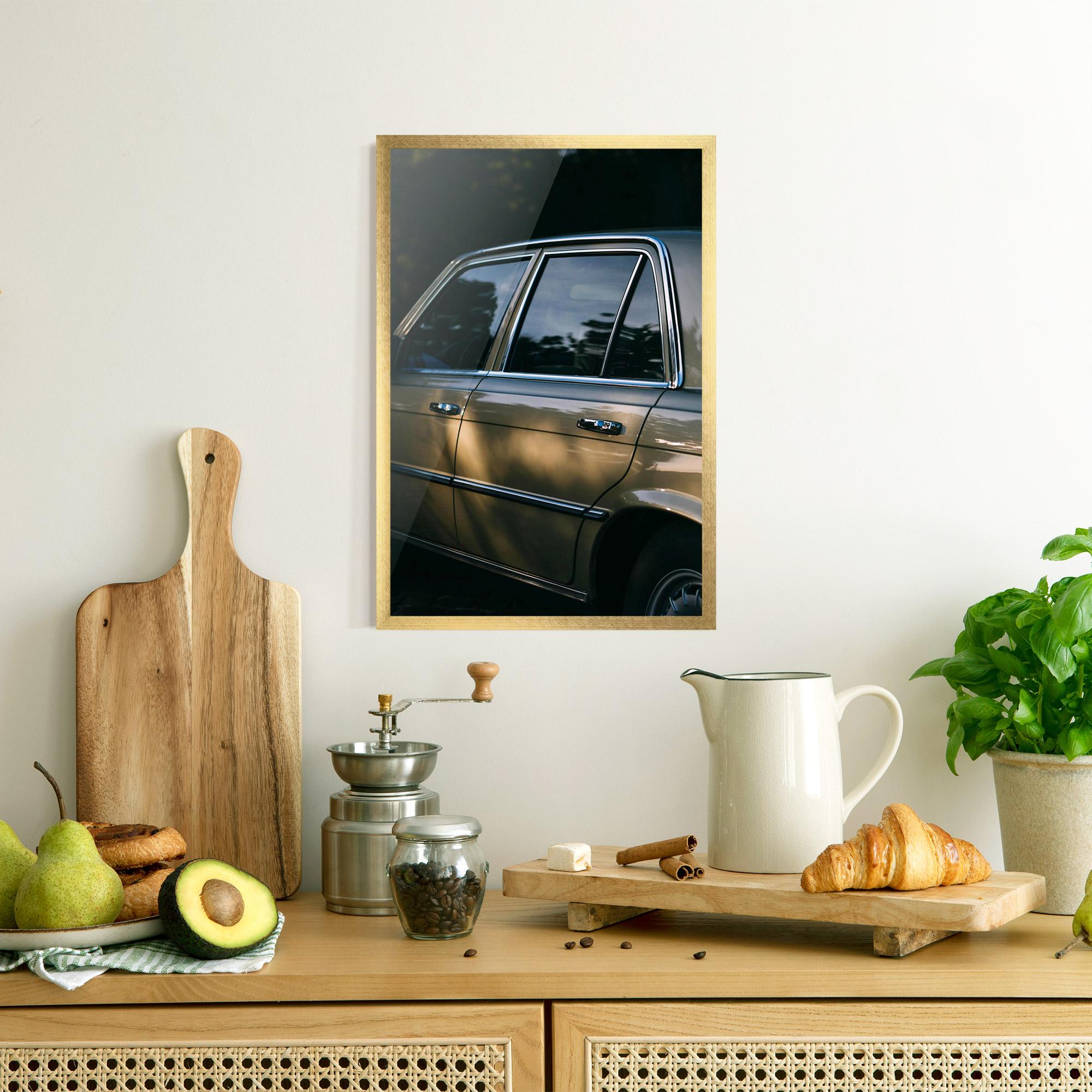 Poster Înrămat Cream Old Car mockup 8