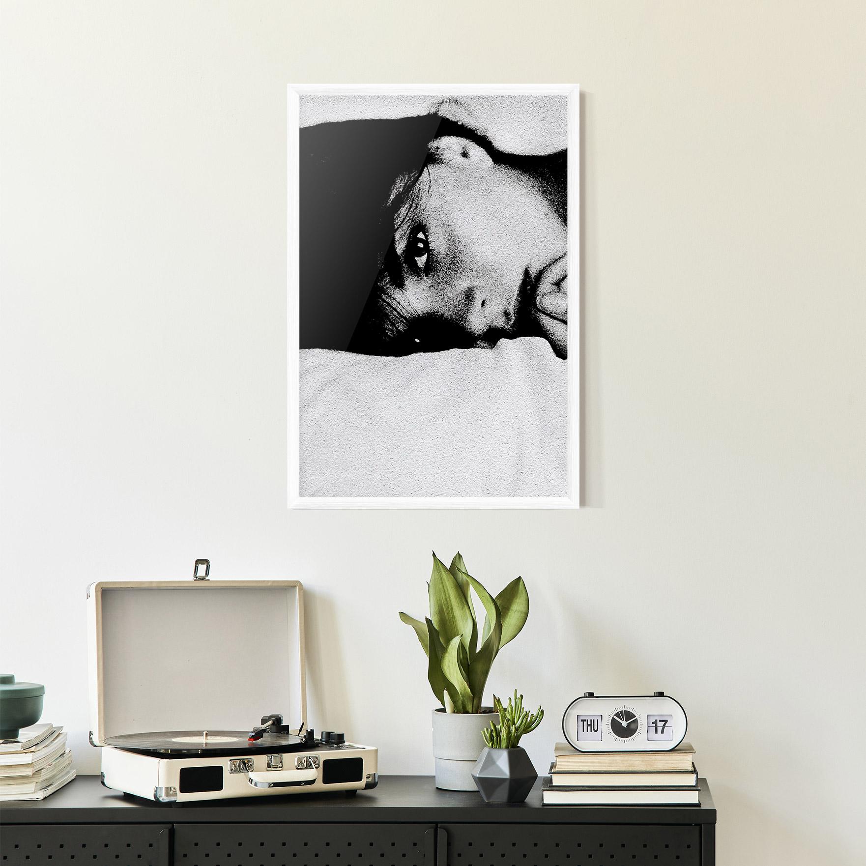 Poster Înrămat Eye Contact mockup 2