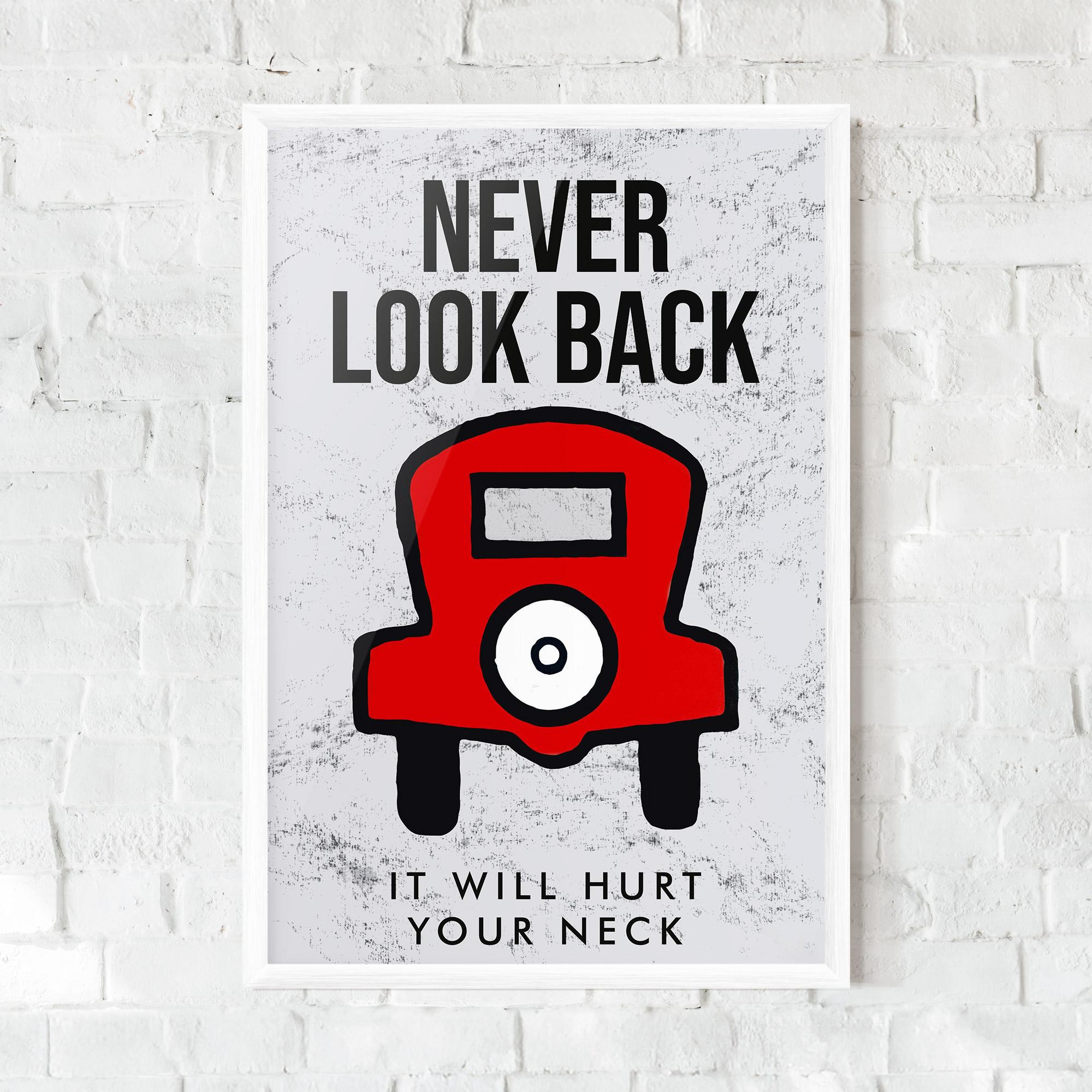 Poster Înrămat Never Look Back mockup 0