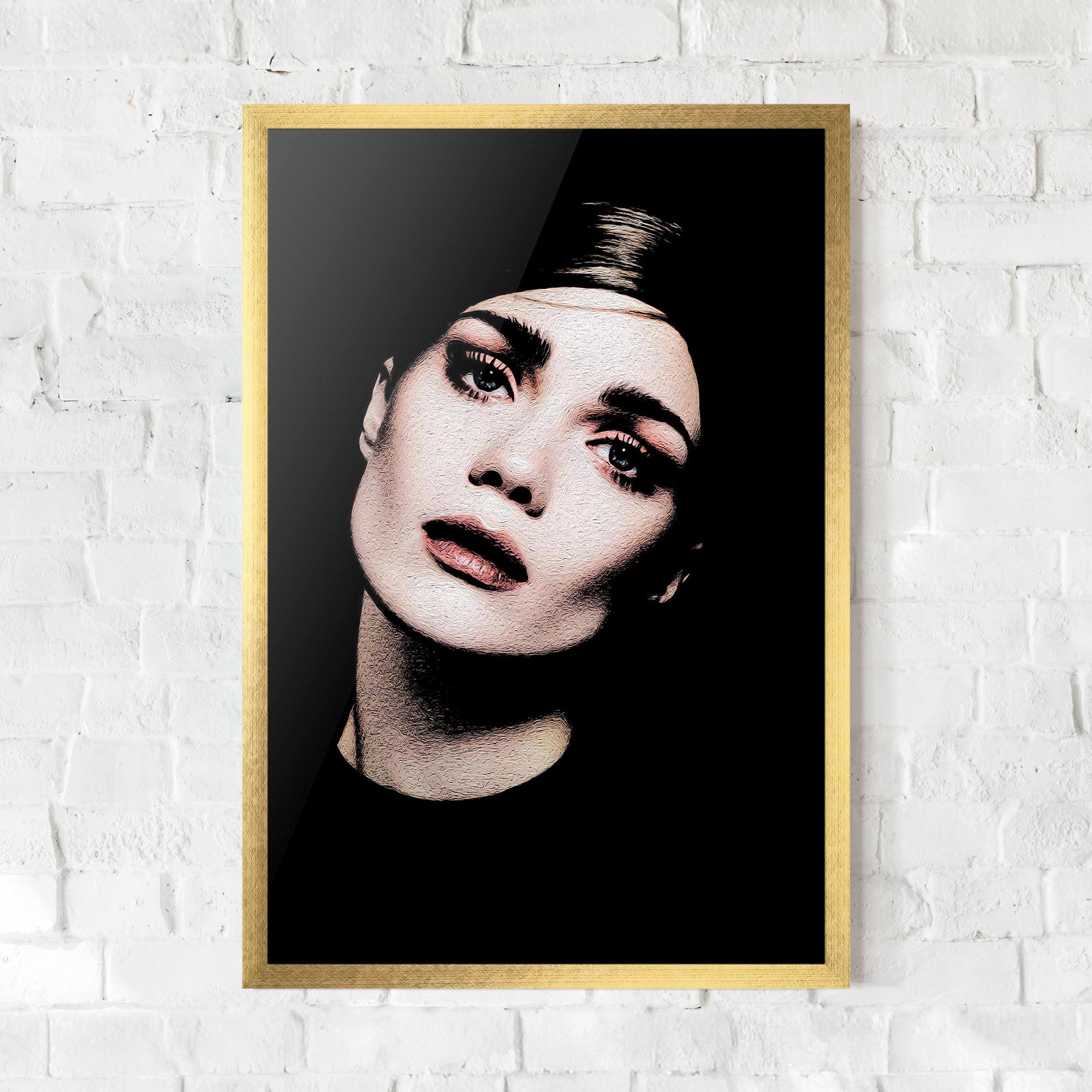 Poster Înrămat Blue Eyes Lady mockup 0