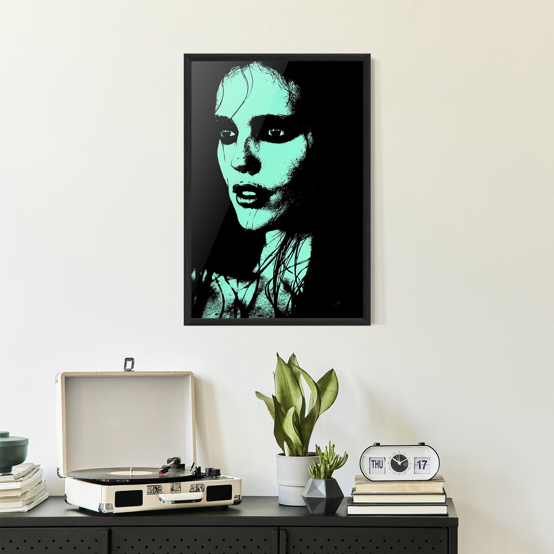 Poster Înrămat Green Light Girl mockup 2