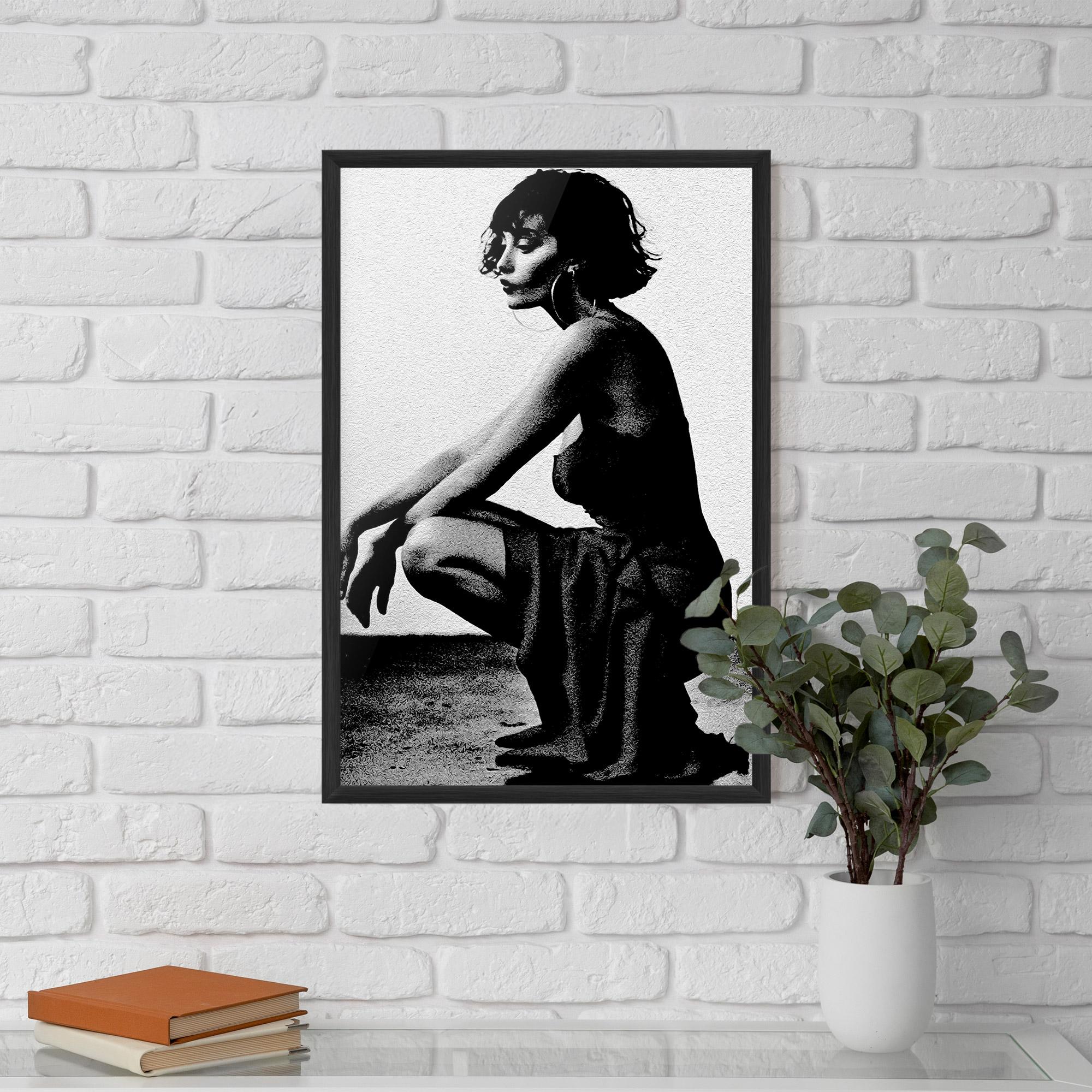 Poster Înrămat Grey Long Dress mockup 5