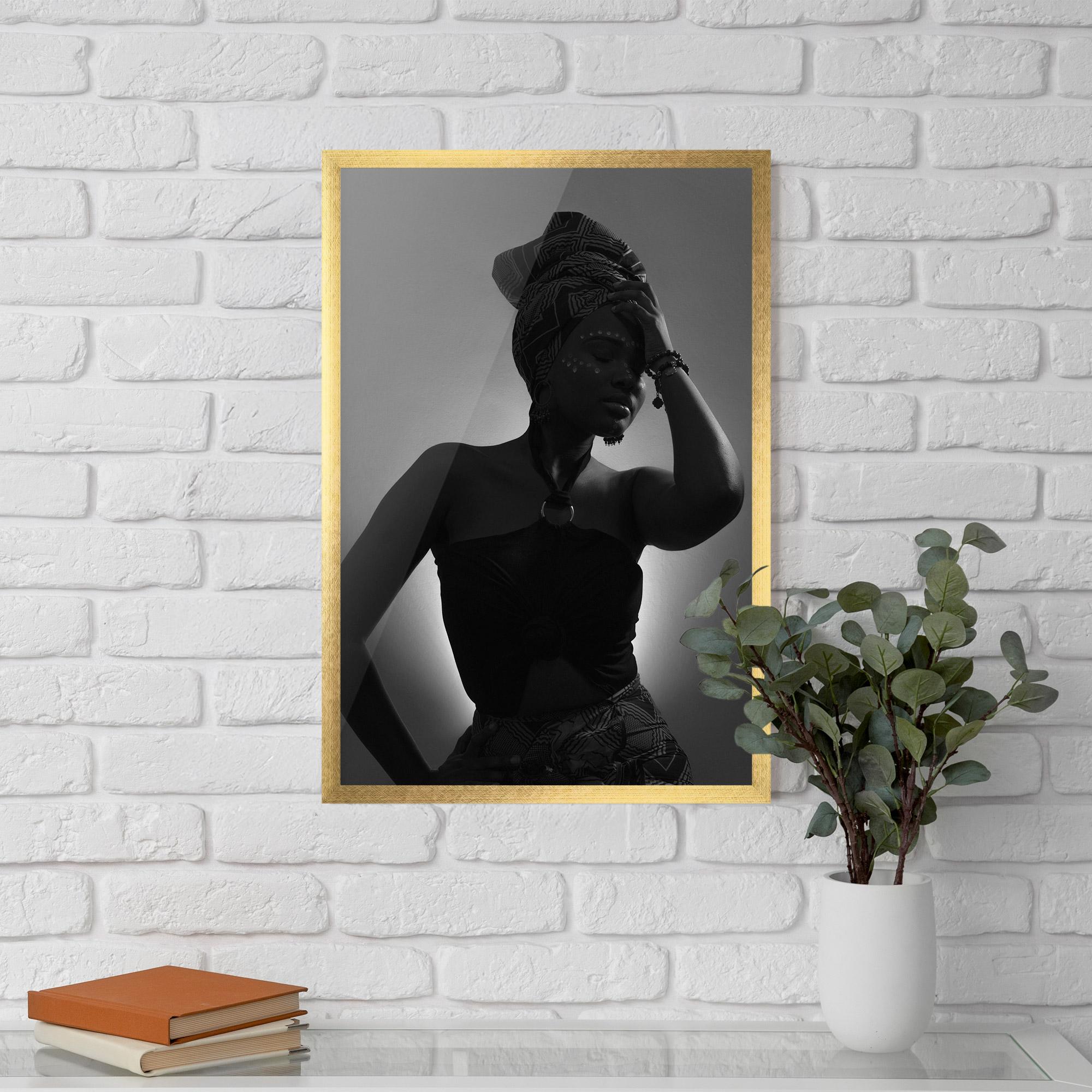 Poster Înrămat African Woman Shadow mockup 5