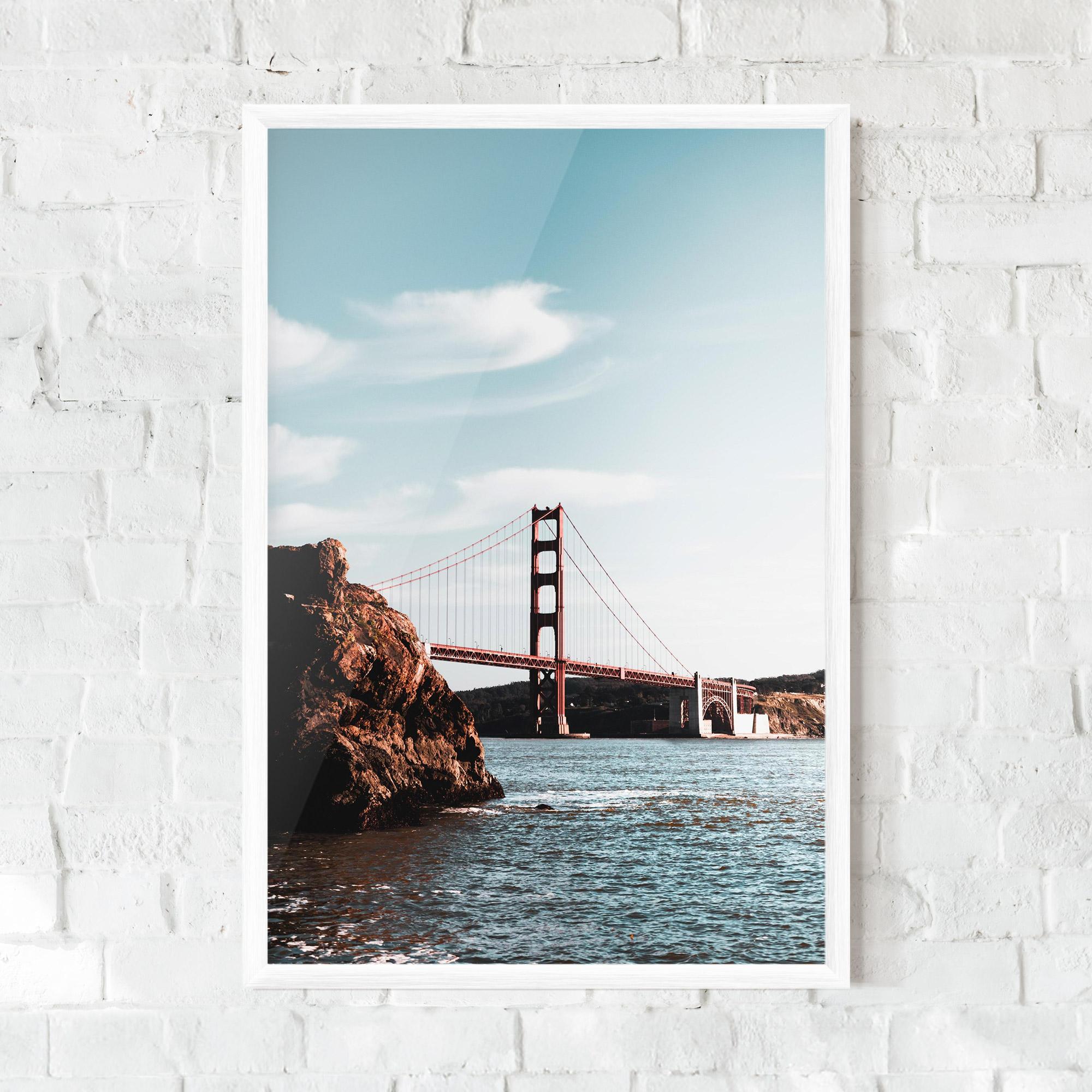 Poster Înrămat Water Red Bridge mockup 0