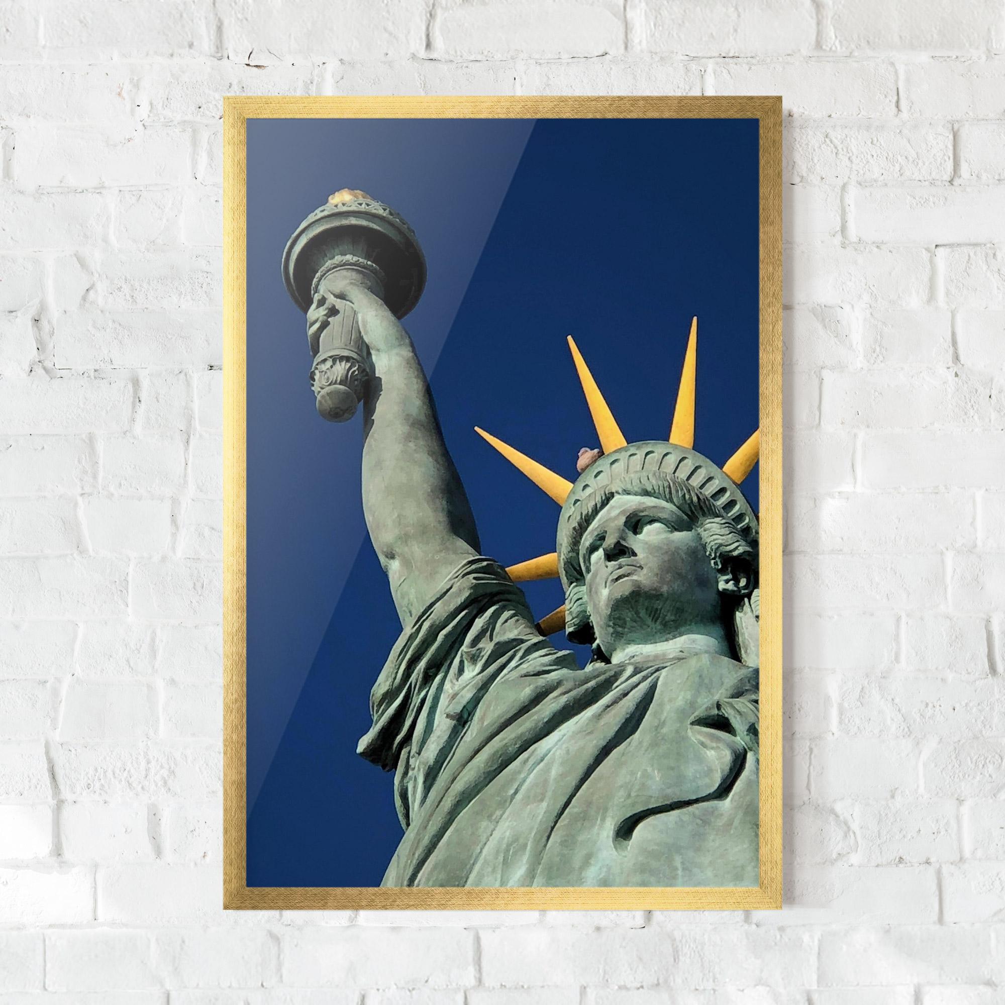 Poster Înrămat Statue Of Liberty mockup 0