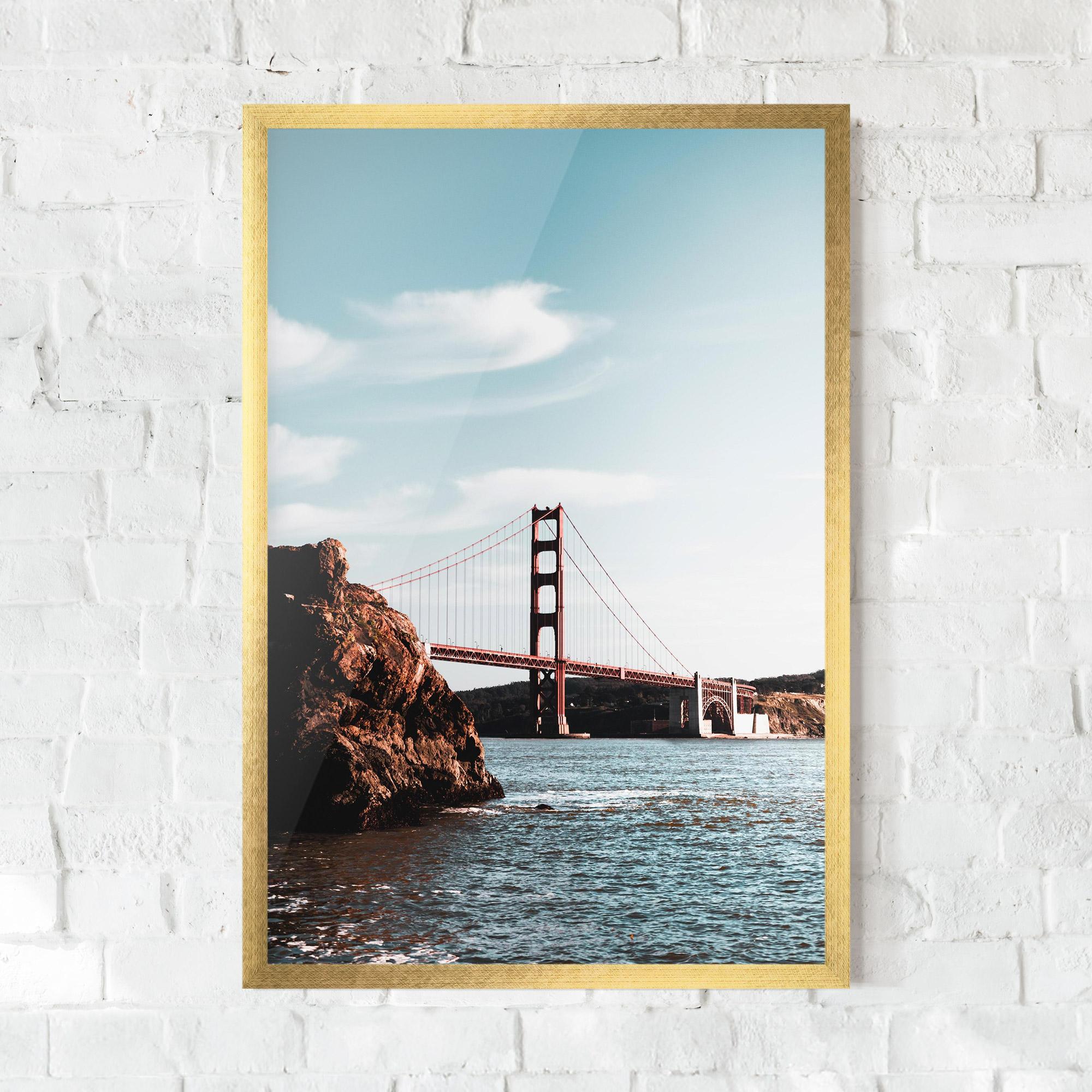 Poster Înrămat Water Red Bridge mockup 0