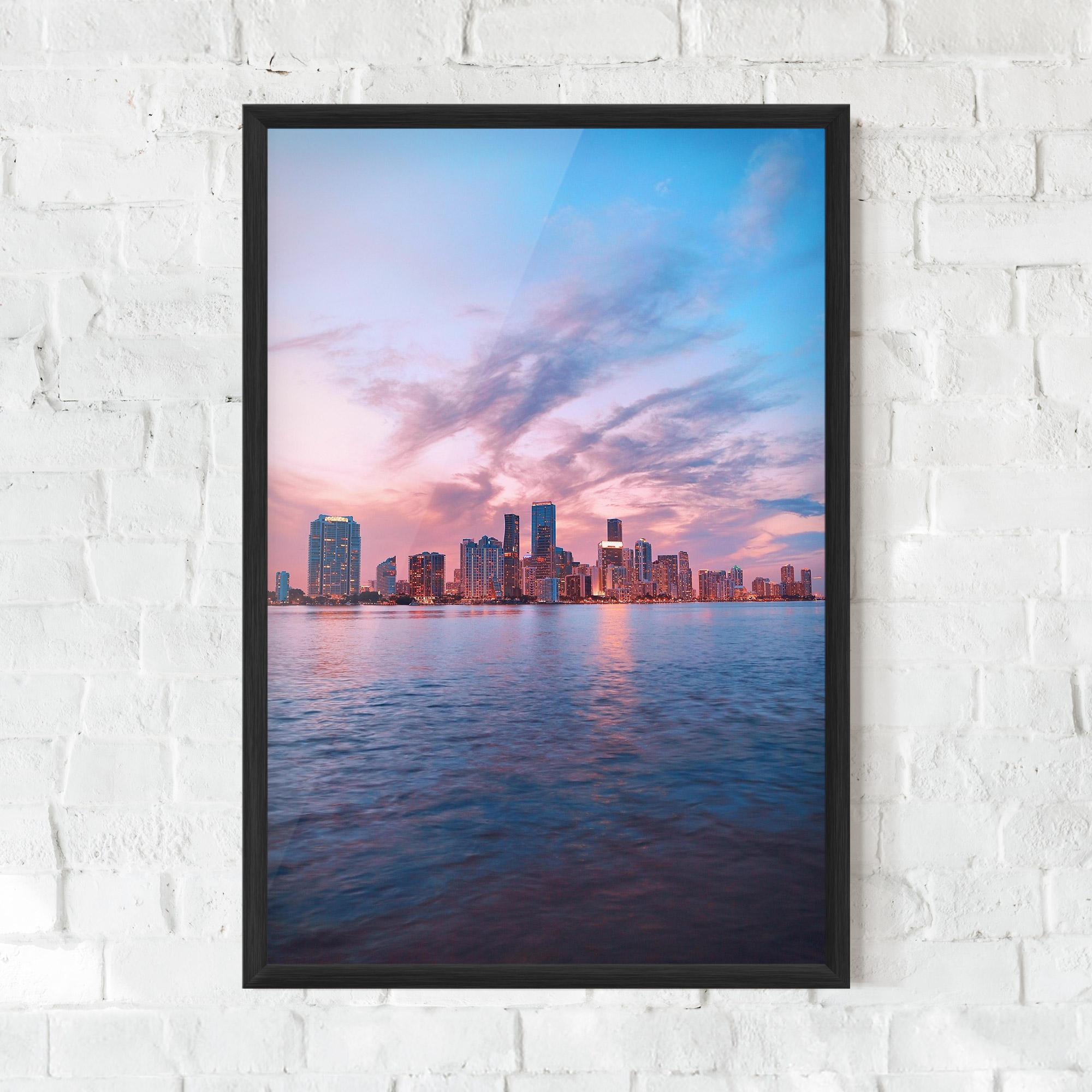 Poster Înrămat Over The Lake mockup 0