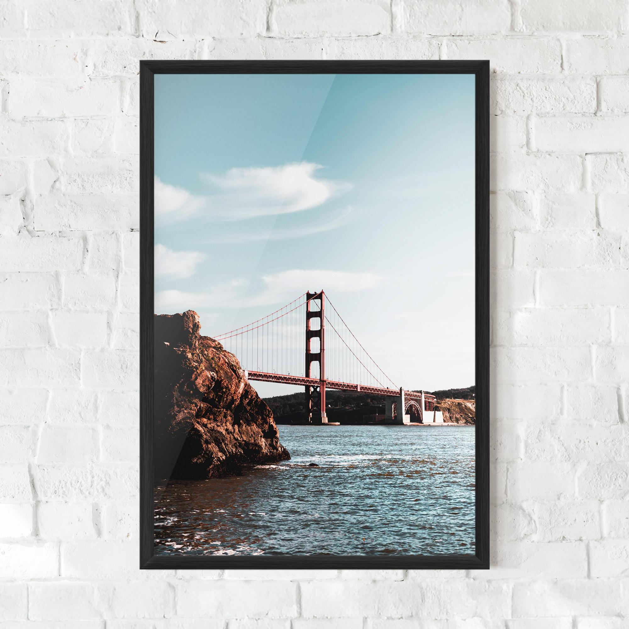 Poster Înrămat Water Red Bridge mockup 0