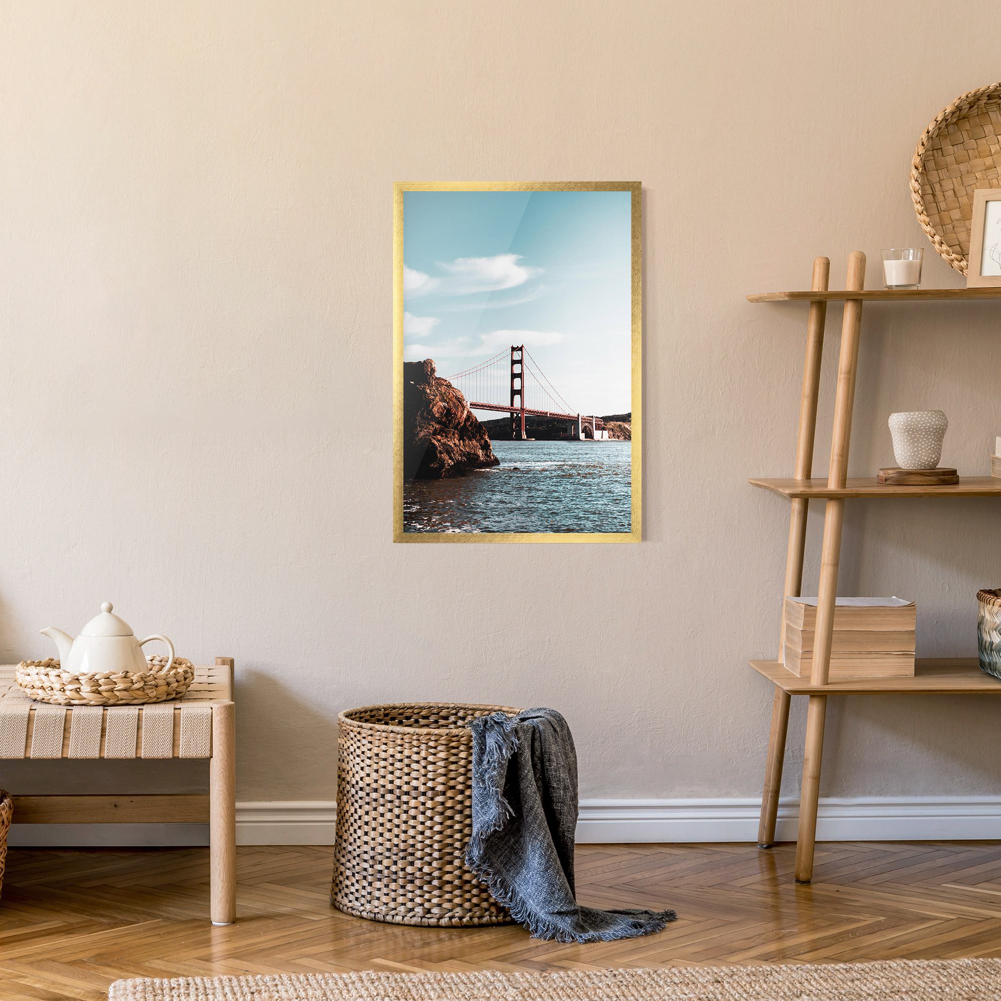 Poster Înrămat Water Red Bridge mockup 9