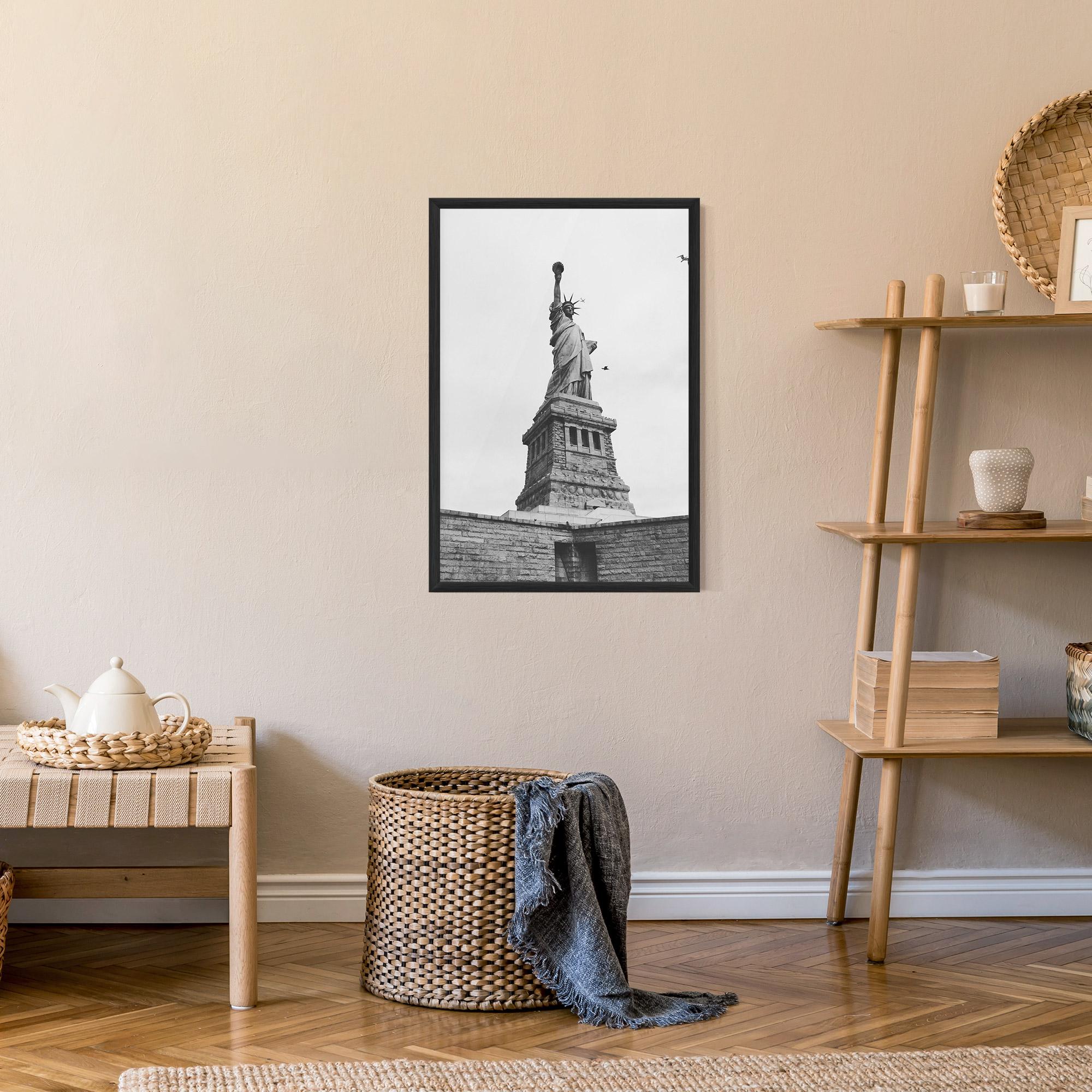 Poster Înrămat The Statue Of Liberty mockup 9