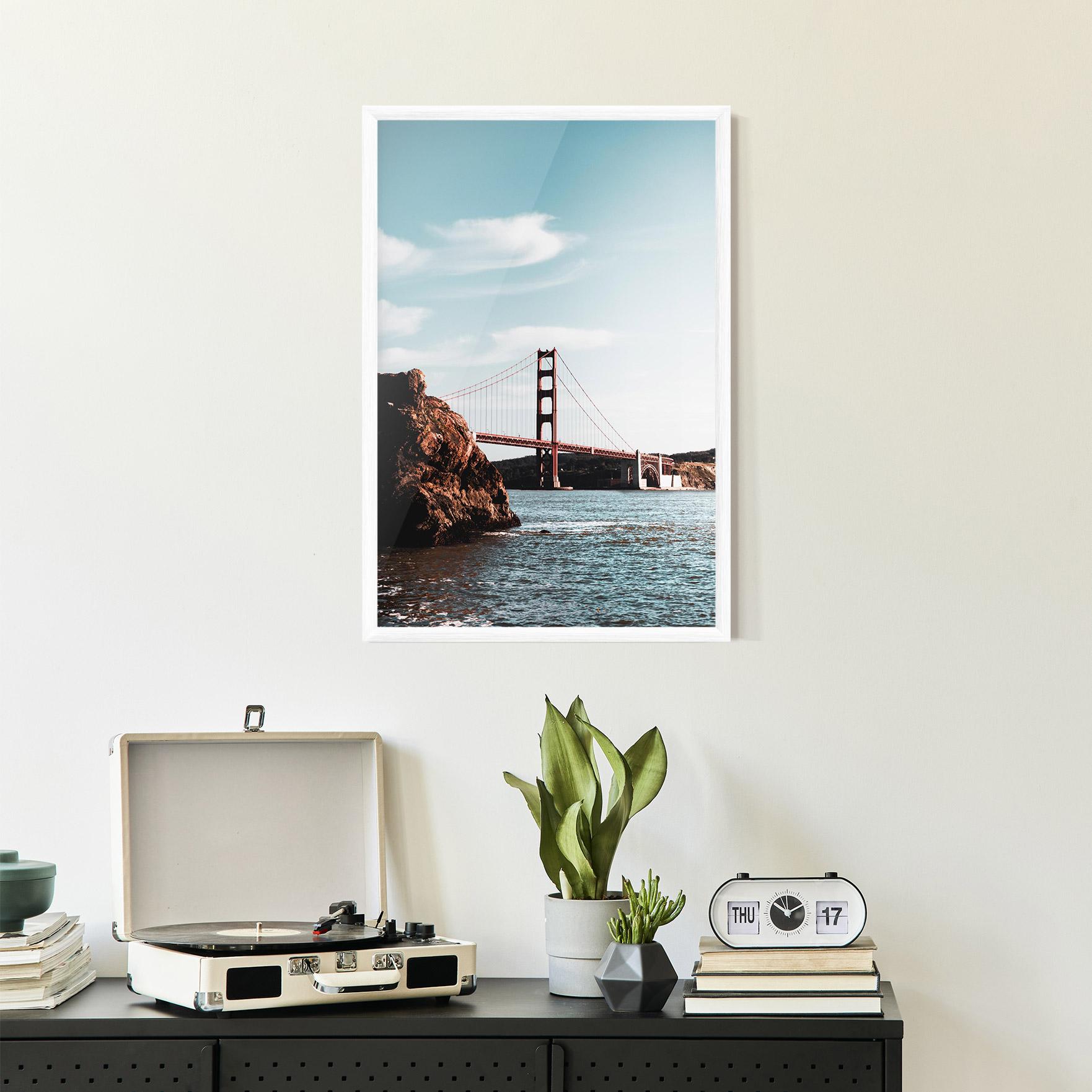 Poster Înrămat Water Red Bridge mockup 2