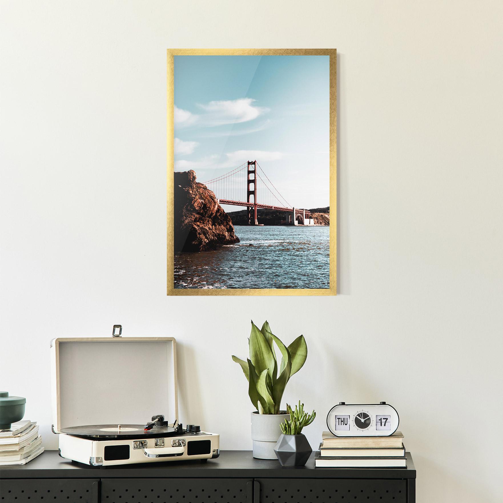 Poster Înrămat Water Red Bridge mockup 2