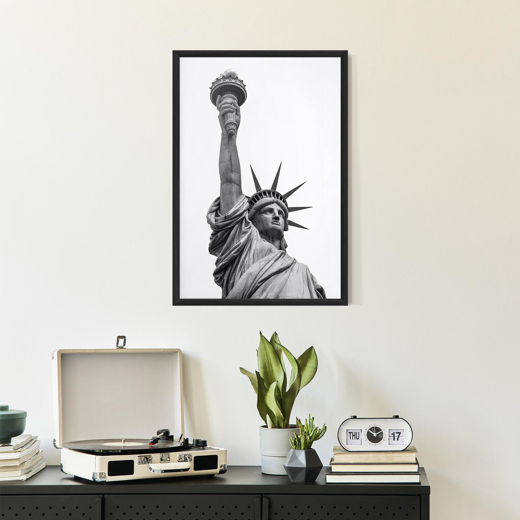 Poster Înrămat Liberty Statue mockup 2