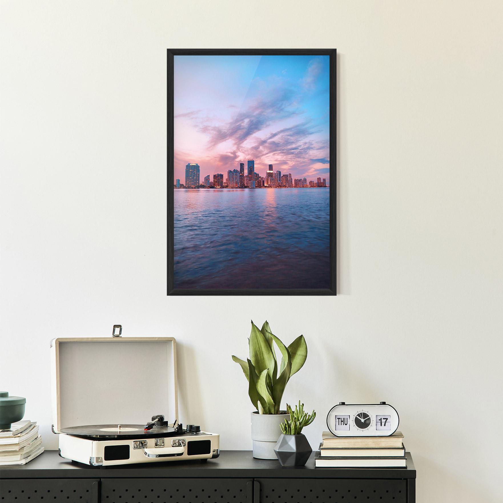 Poster Înrămat Over The Lake mockup 2