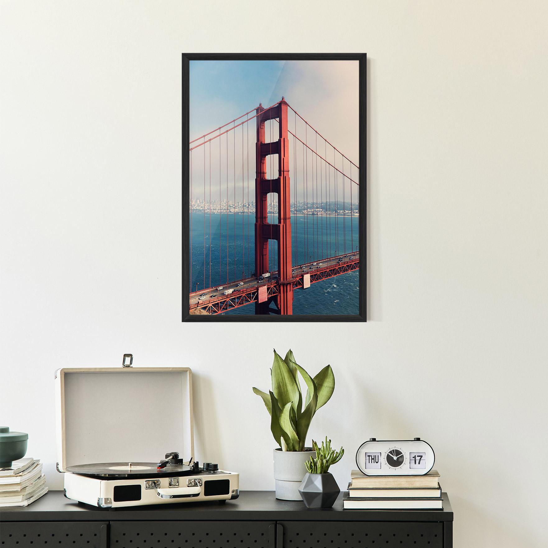 Poster Înrămat Red High Bridge mockup 2