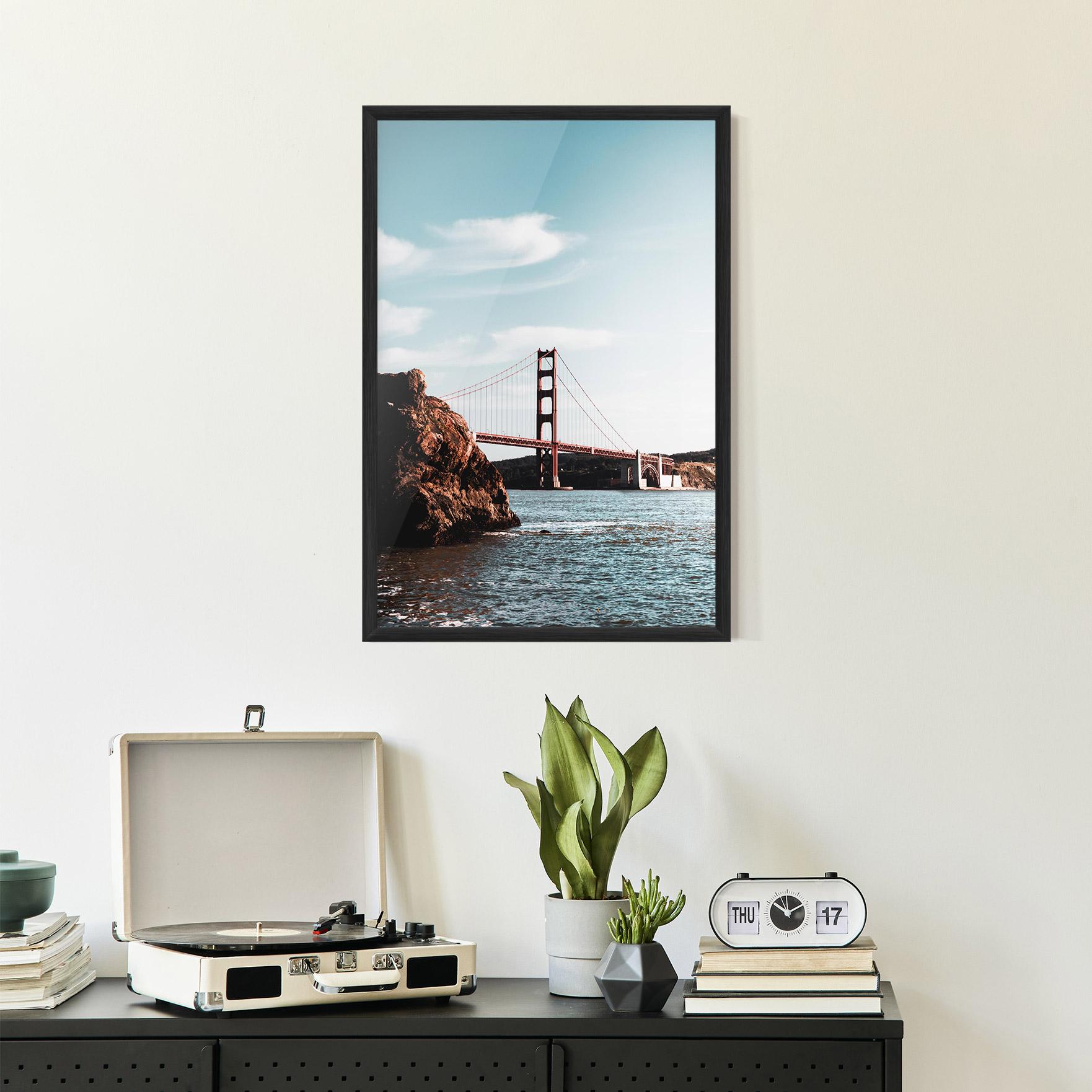 Poster Înrămat Water Red Bridge mockup 2