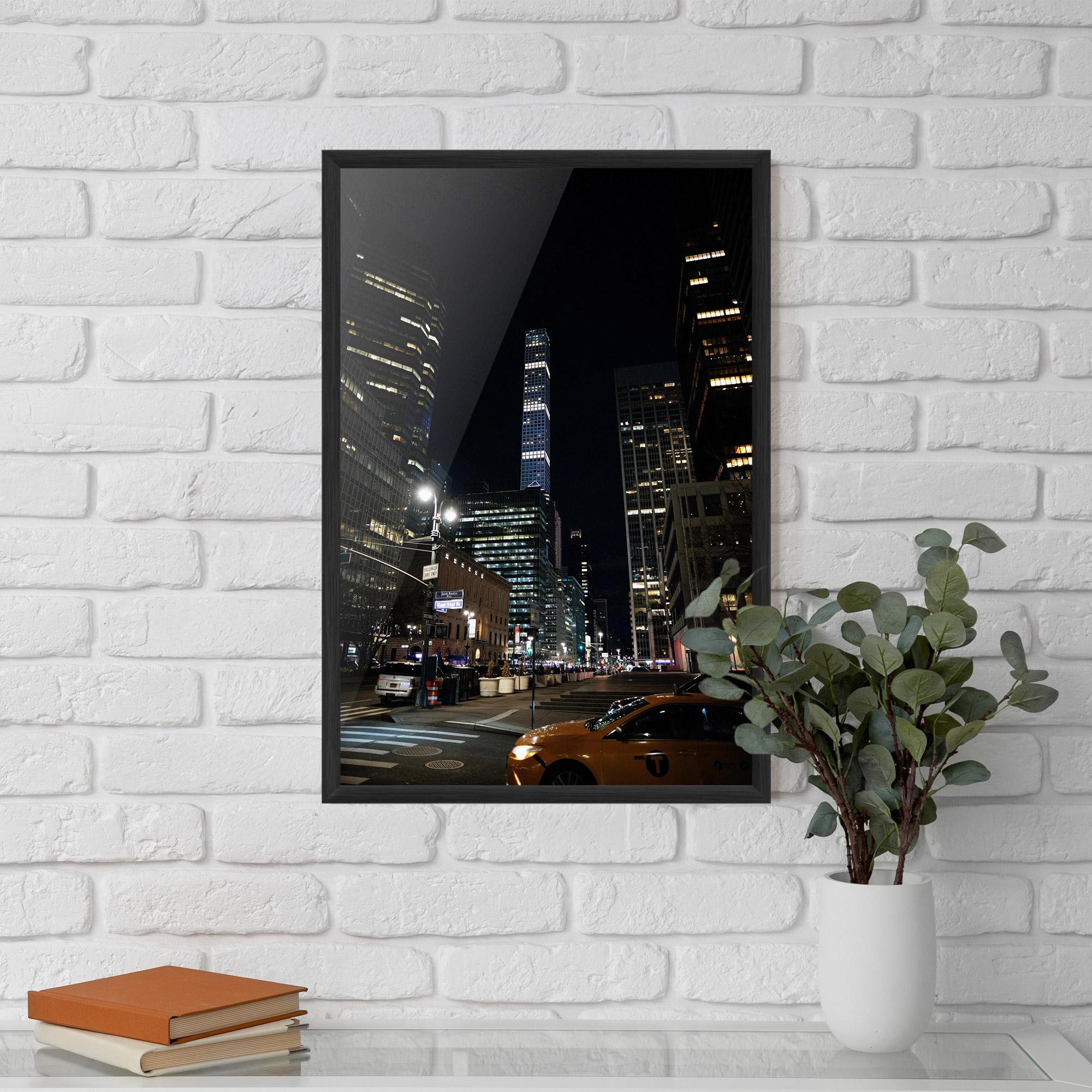 Poster Înrămat Skyline Night Light mockup 5