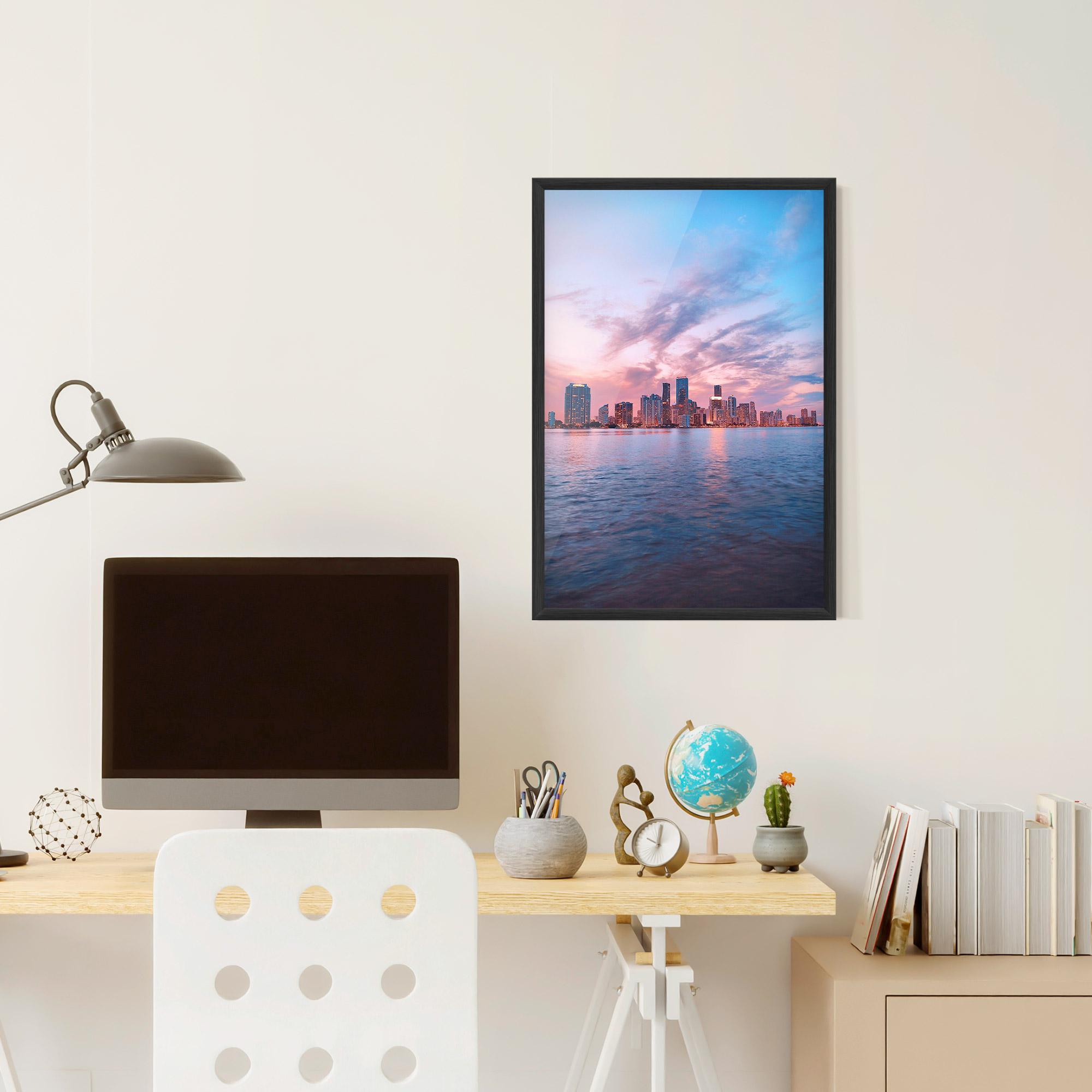 Poster Înrămat Over The Lake mockup 6