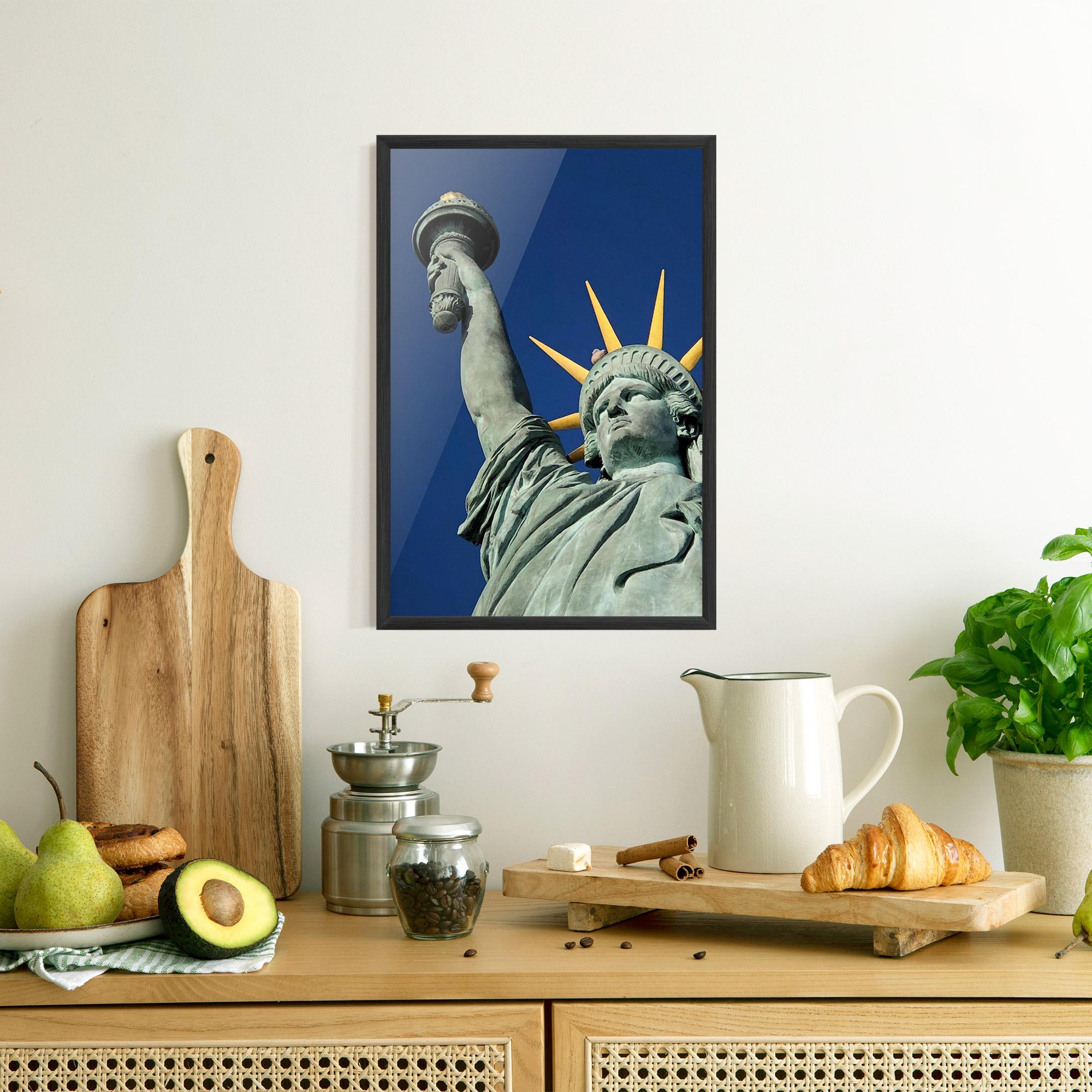 Poster Înrămat Statue Of Liberty mockup 8