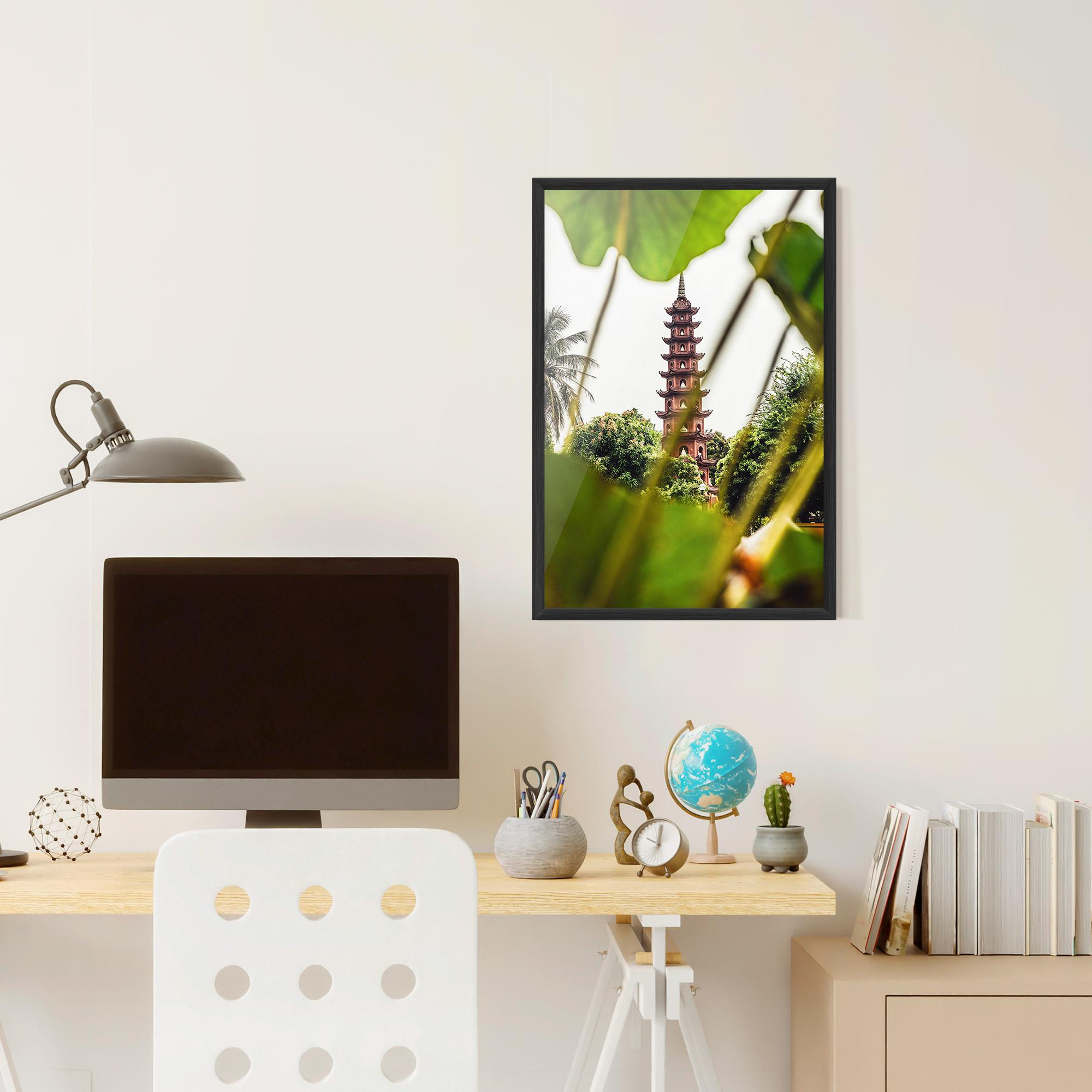 Poster Înrămat Tran Quoc Pagoda mockup 6