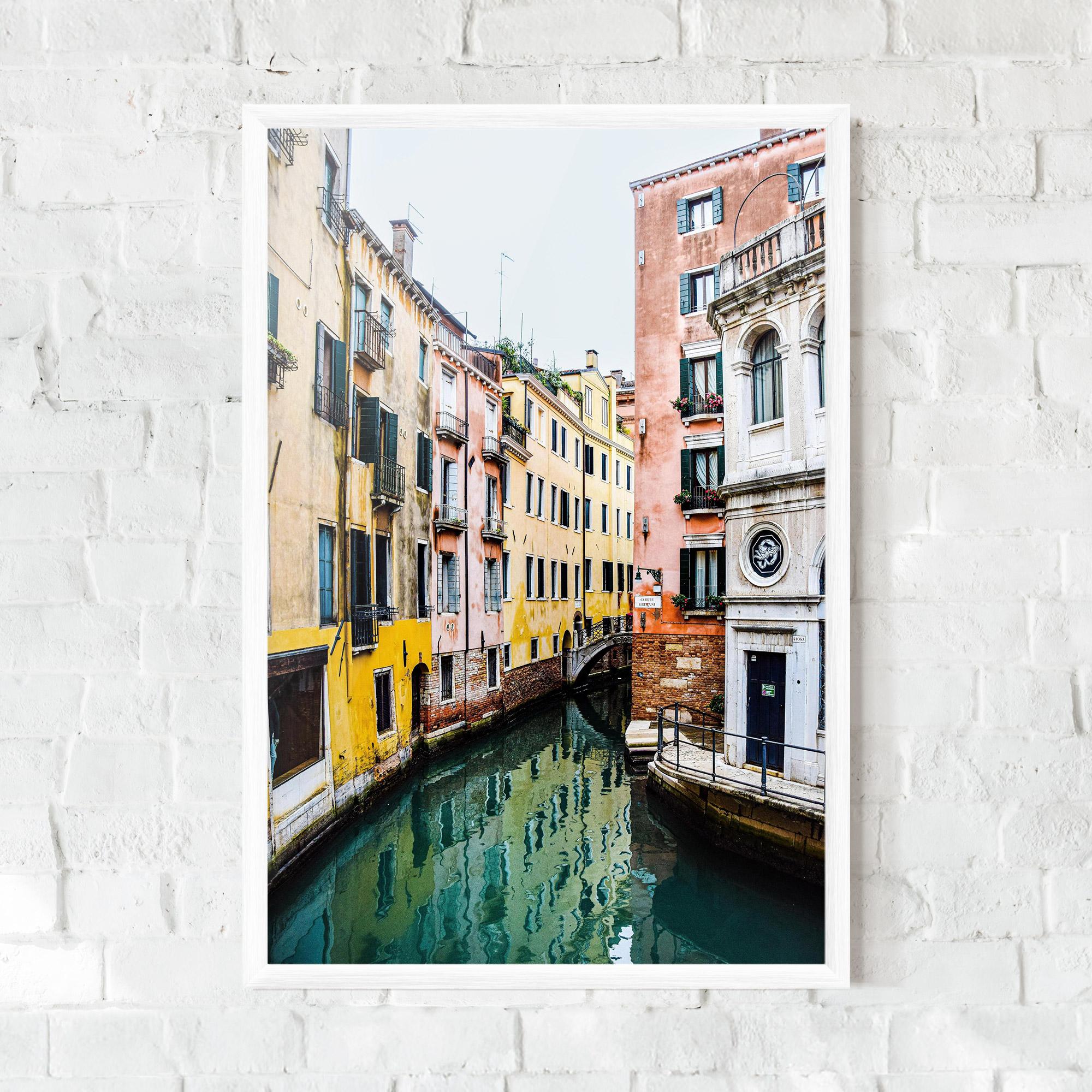 Poster Înrămat Colorful Water Building mockup 0