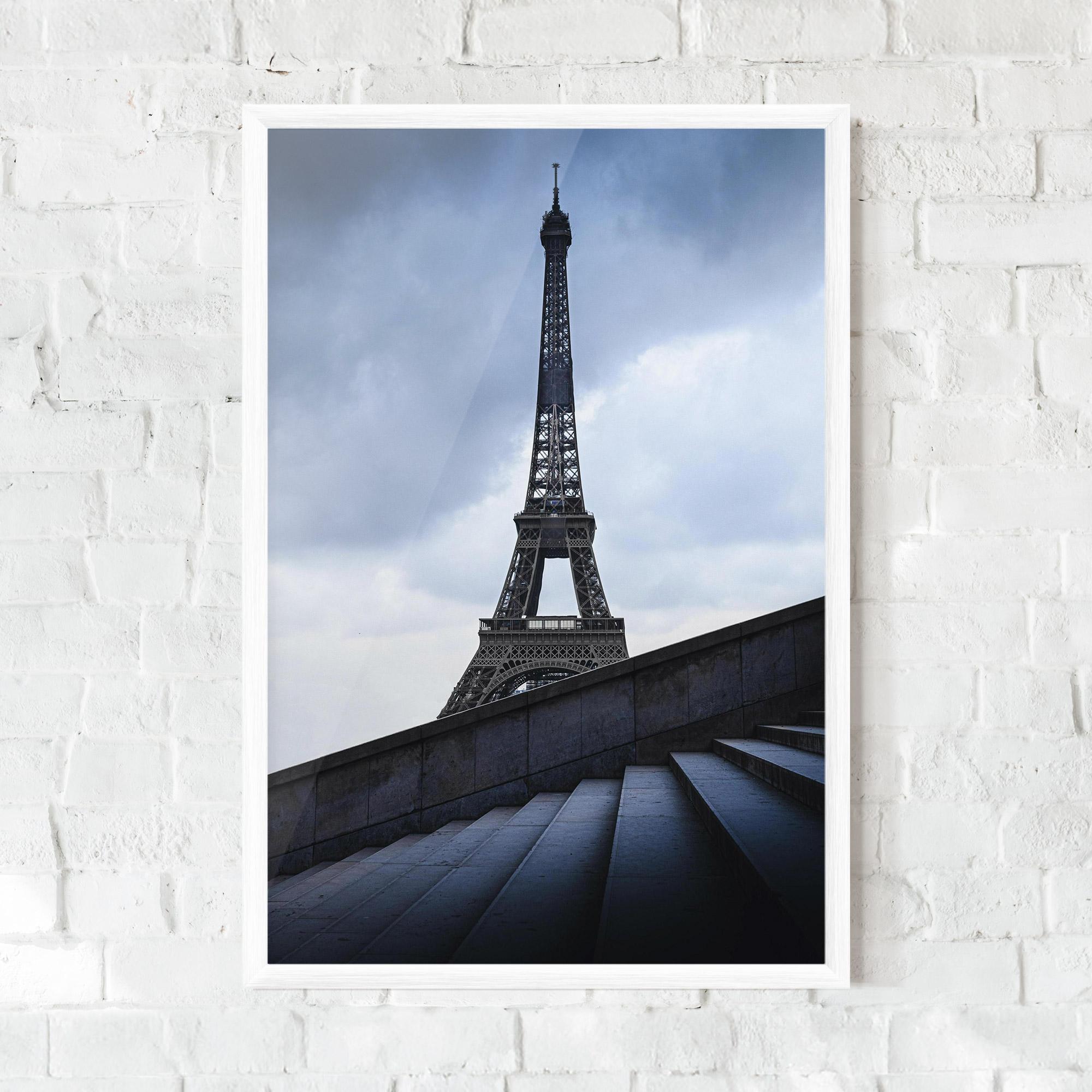 Poster Înrămat Eiffel Tower Stairs mockup 0