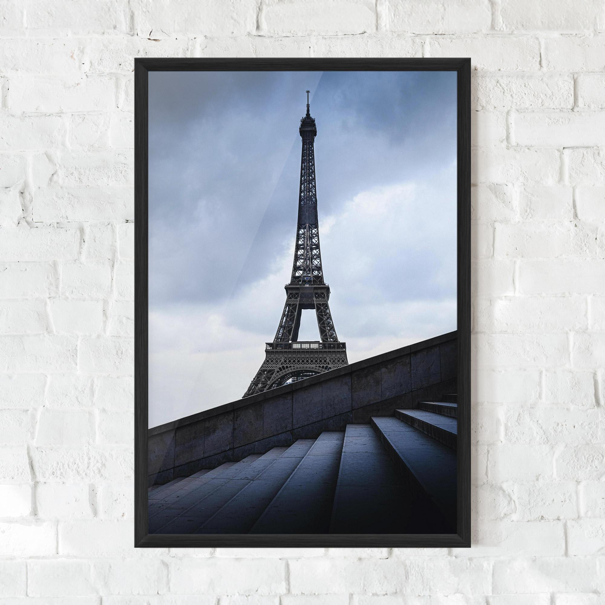 Poster Înrămat Eiffel Tower Stairs mockup 0