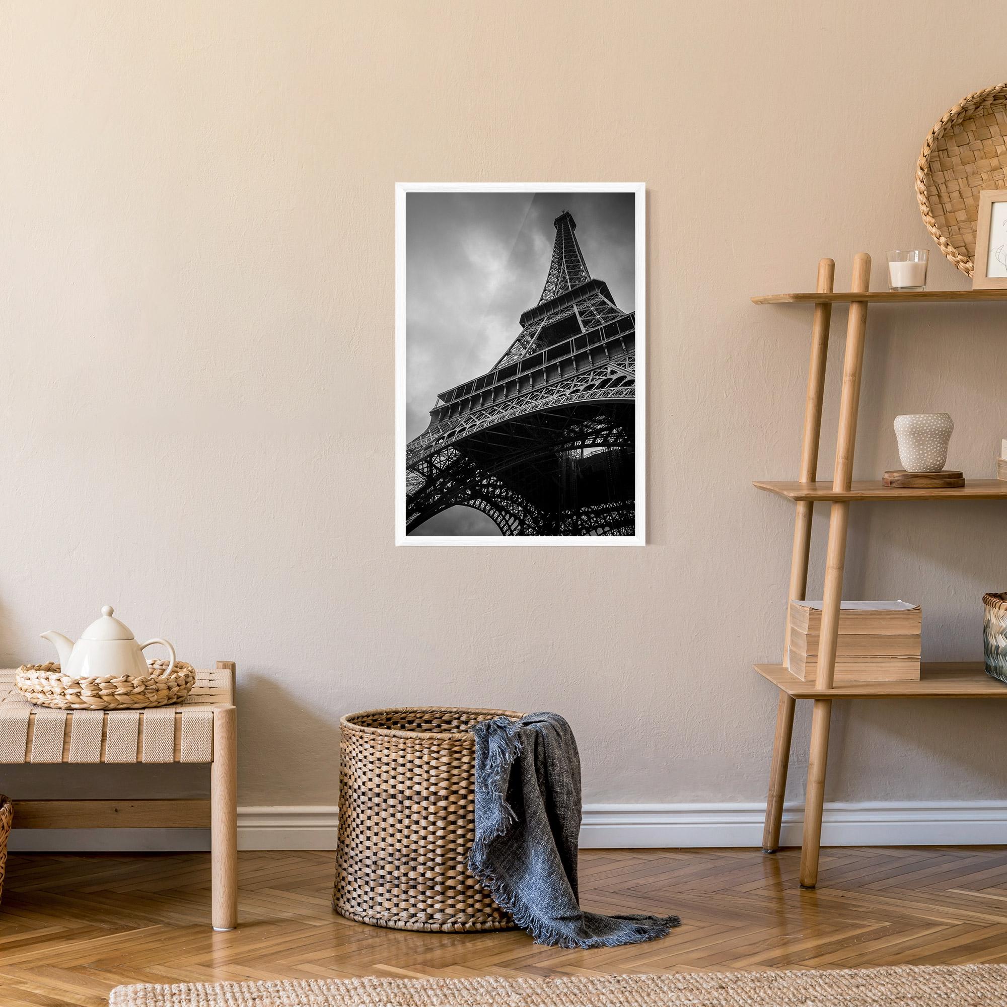 Poster Înrămat Eiffel Grey Tower mockup 9