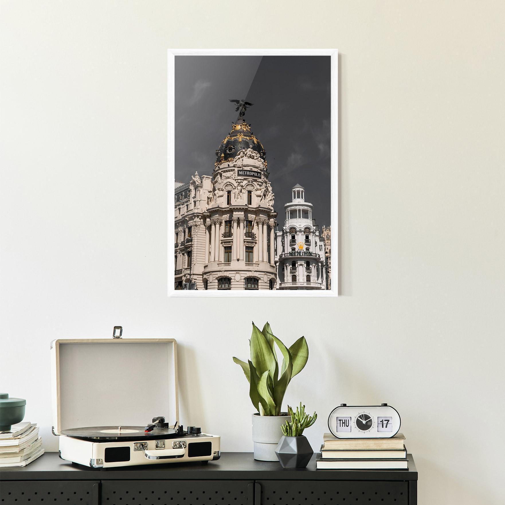 Poster Înrămat Metropolis Building mockup 2