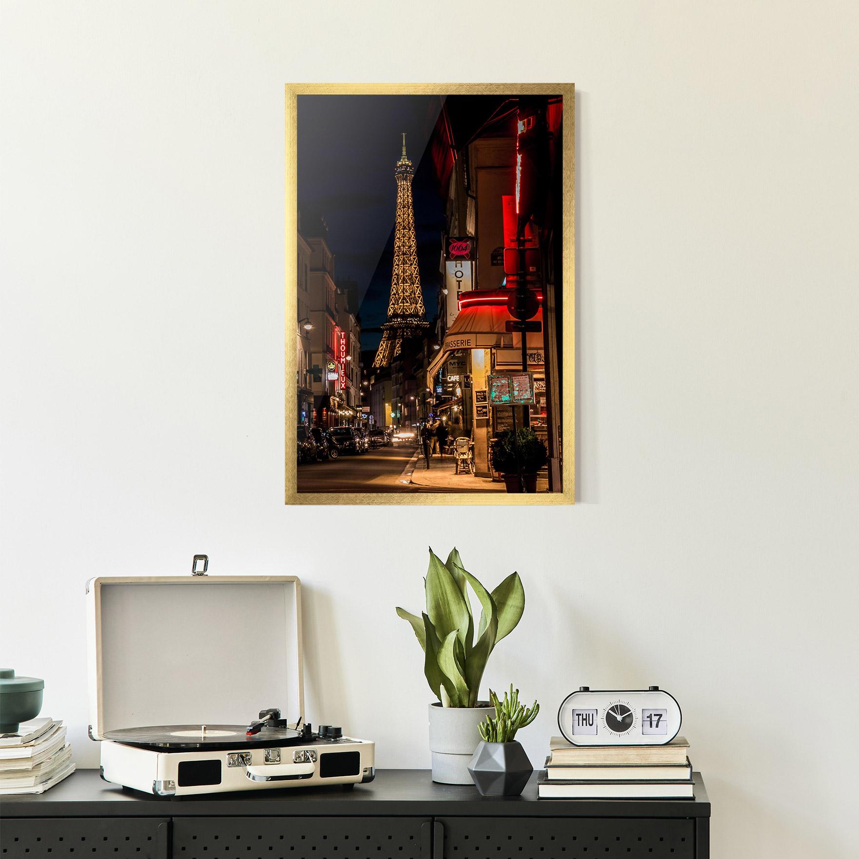 Poster Înrămat Paris Walk mockup 2