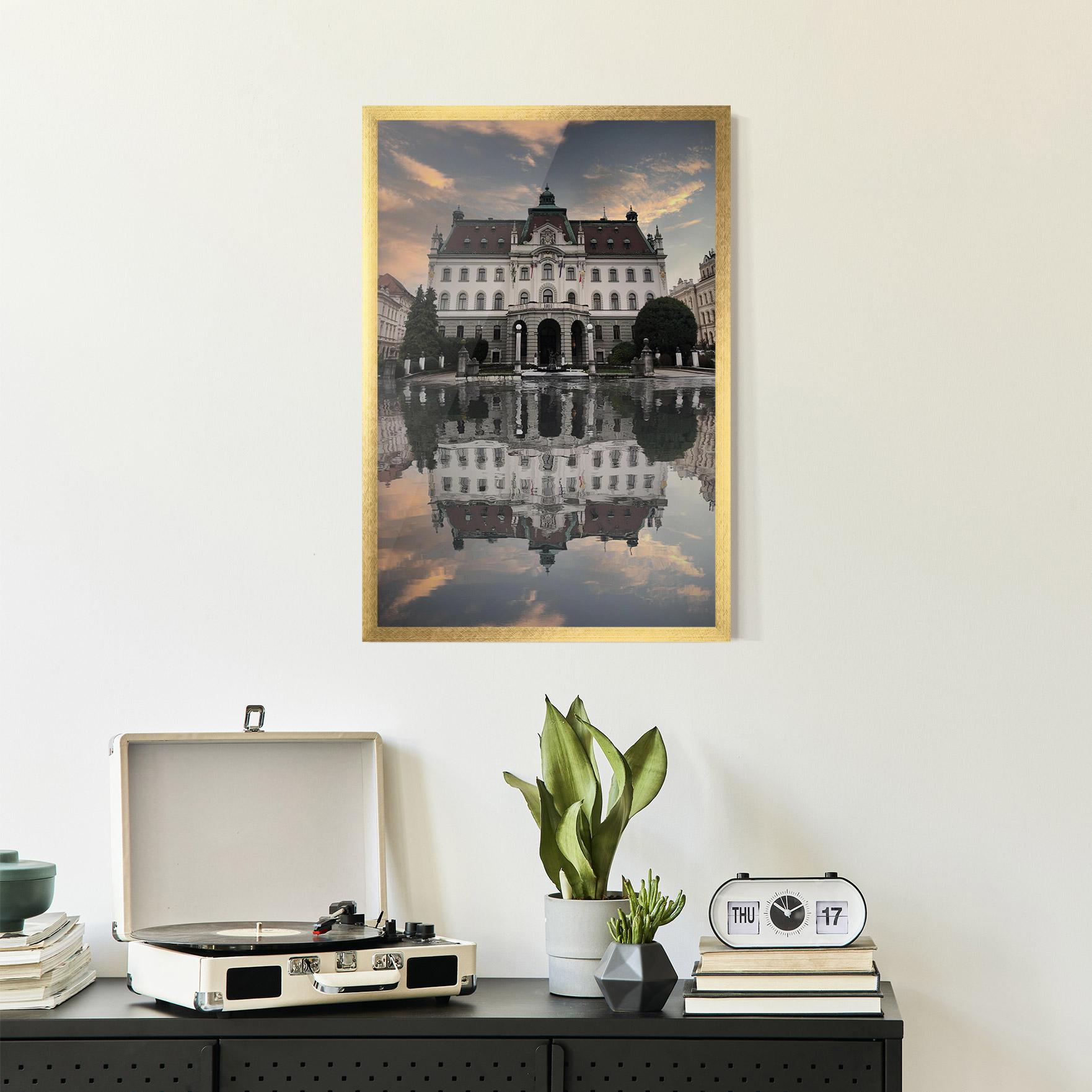 Poster Înrămat University Of Ljubliana mockup 2