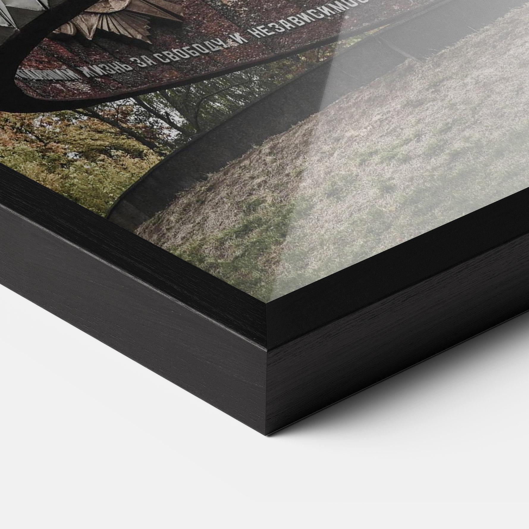 Poster Înrămat Monument Of Glory mockup 3