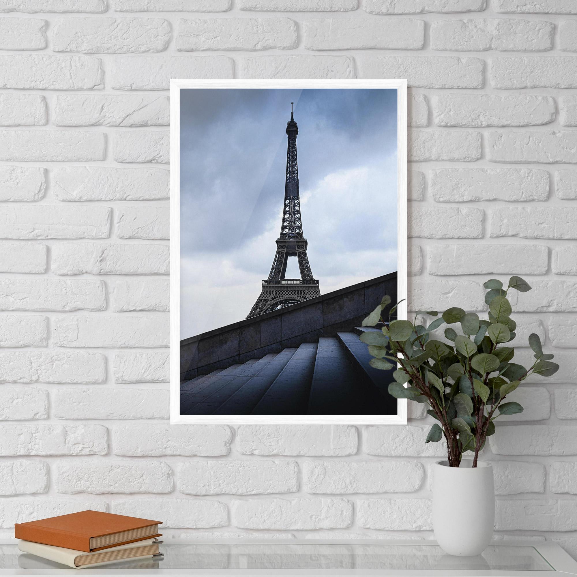Poster Înrămat Eiffel Tower Stairs mockup 5