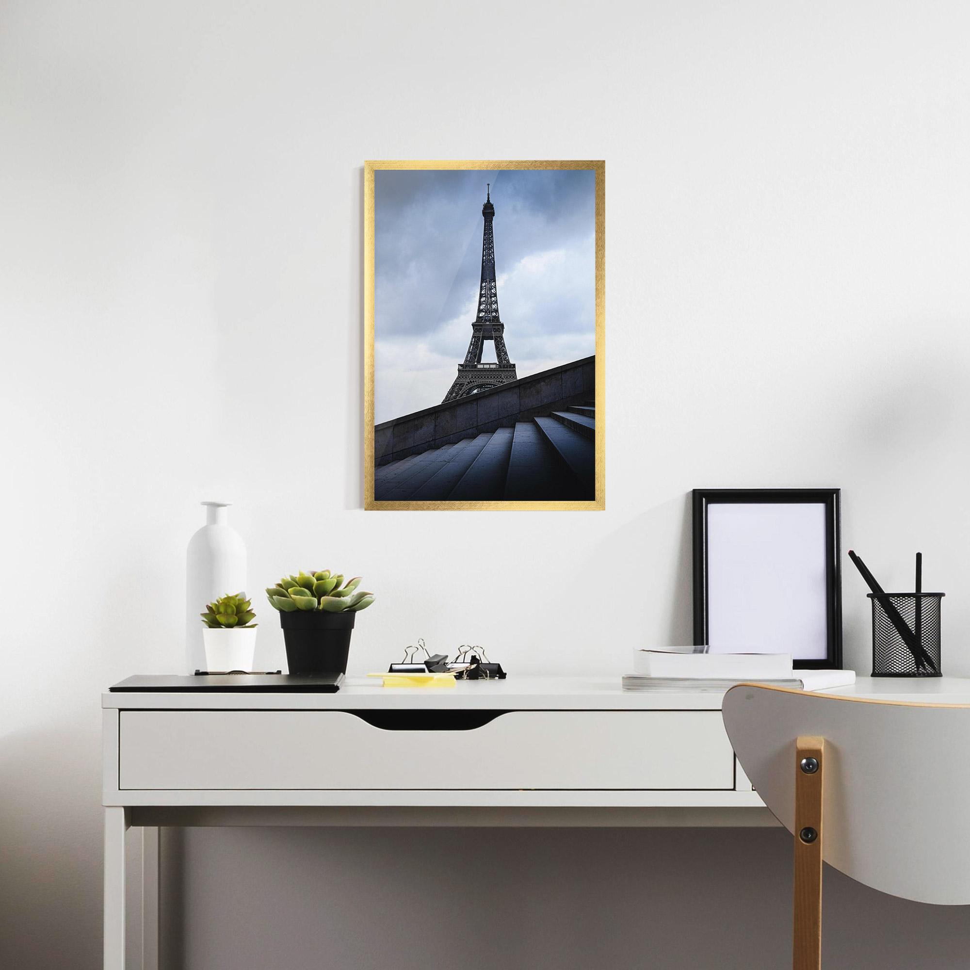 Poster Înrămat Eiffel Tower Stairs mockup 7