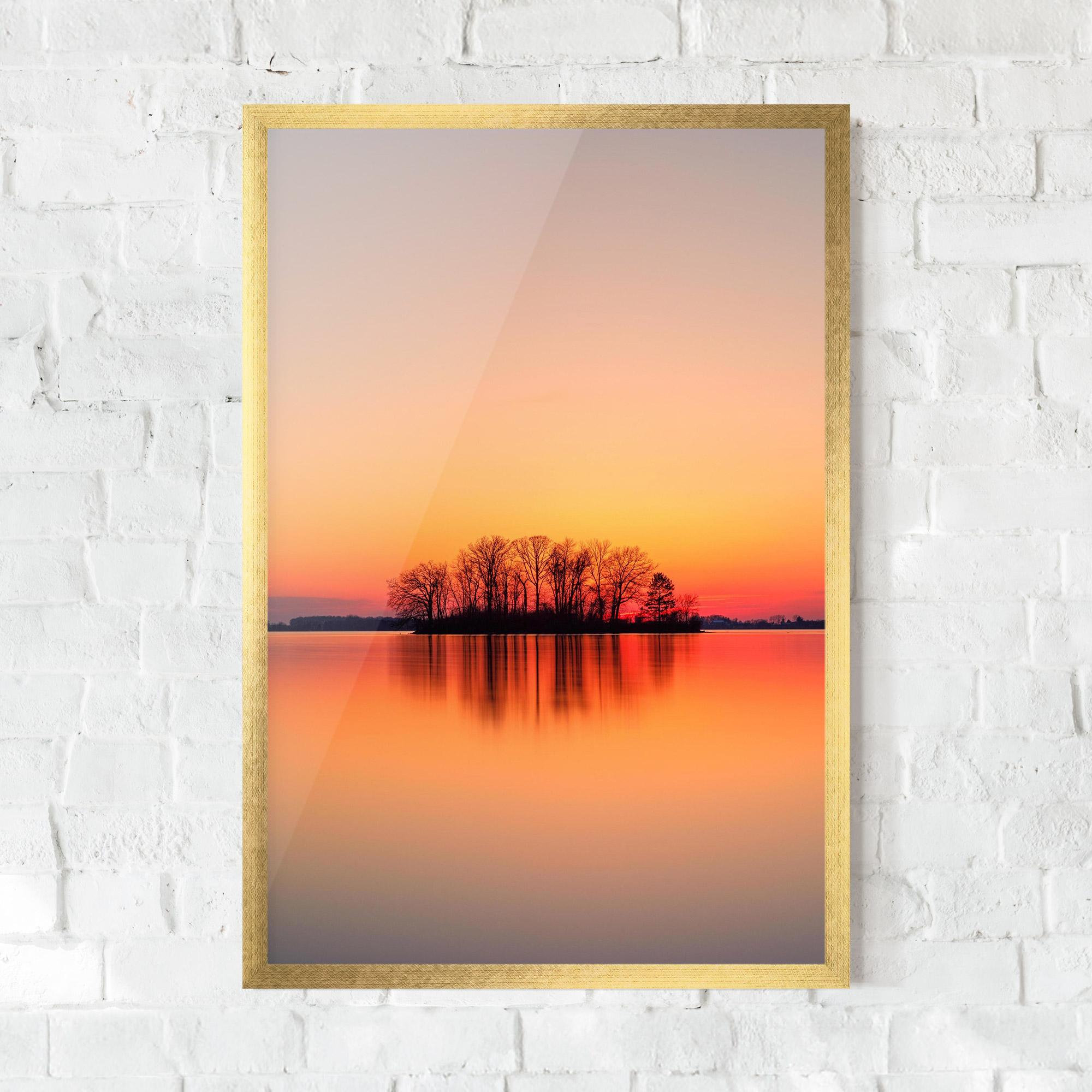 Poster Înrămat Tree Sunset Lake mockup 0