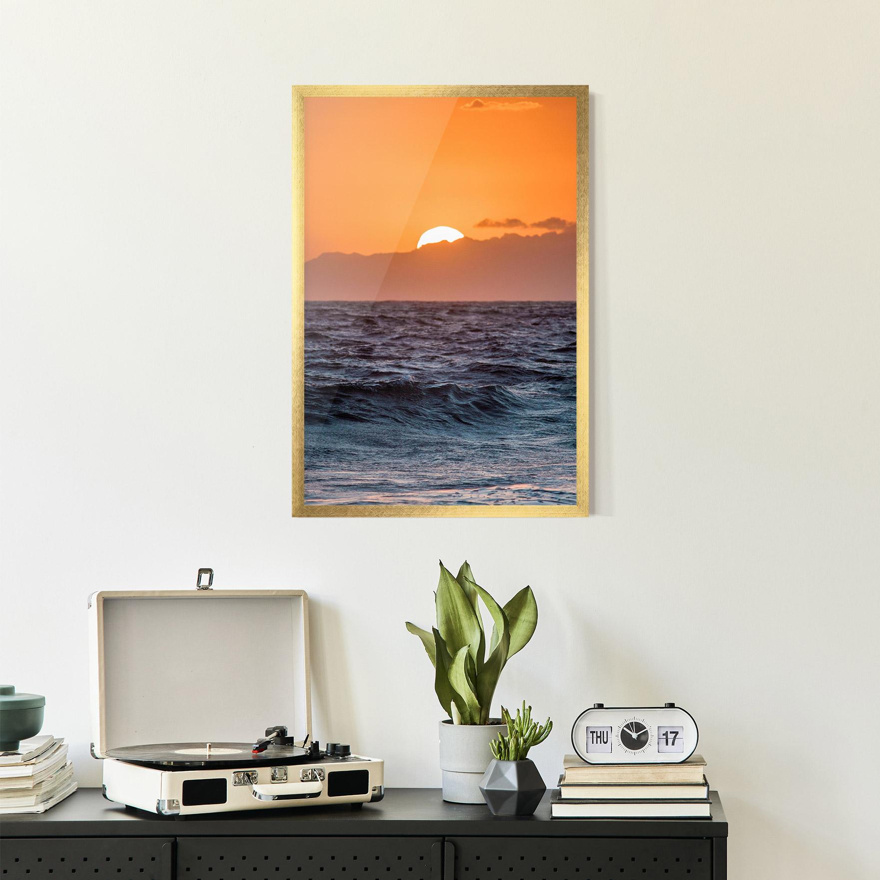 Poster Înrămat Morning Waves mockup 2