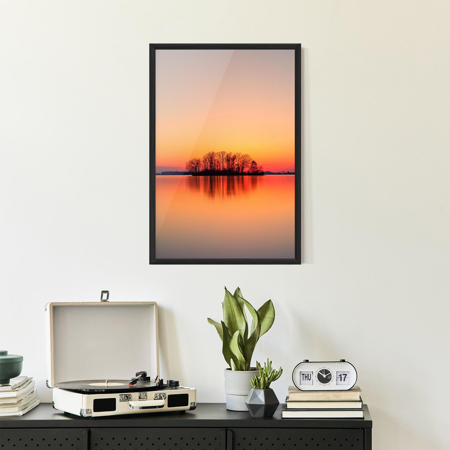 Poster Înrămat Tree Sunset Lake mockup 2