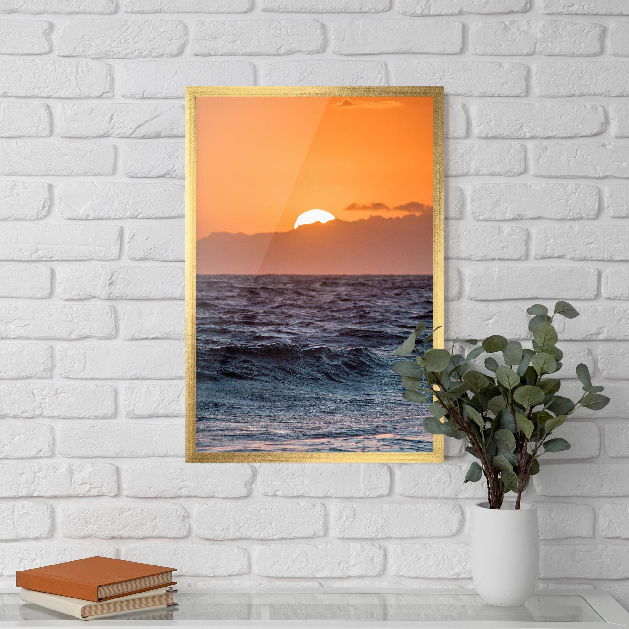 Poster Înrămat Morning Waves mockup 5