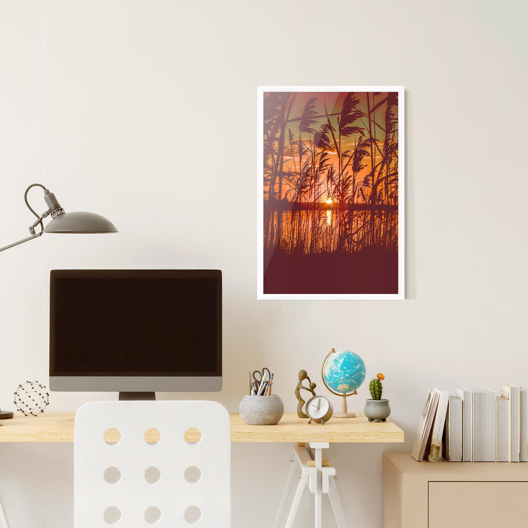 Poster Înrămat Red Sunset Lake mockup 6