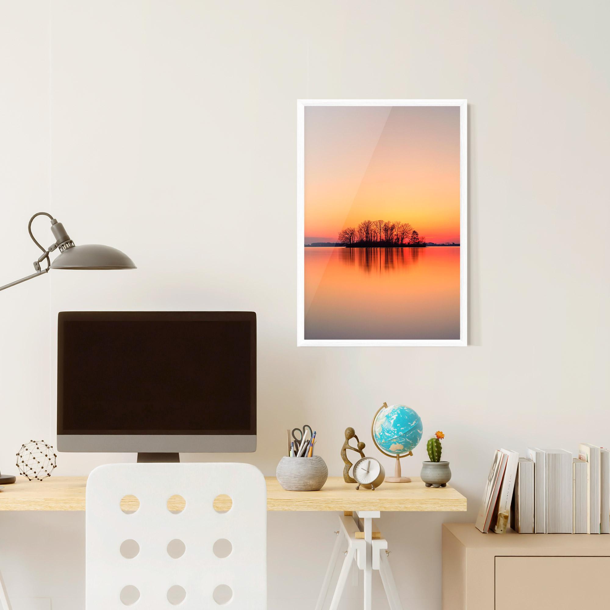 Poster Înrămat Tree Sunset Lake mockup 6