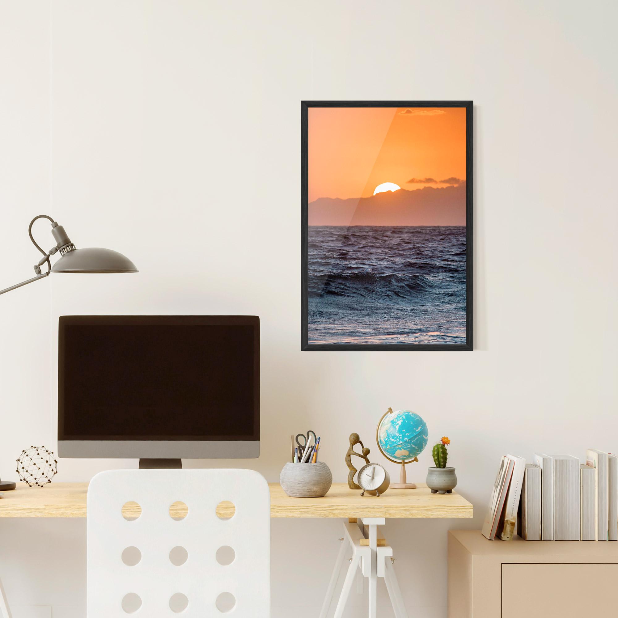 Poster Înrămat Morning Waves mockup 6